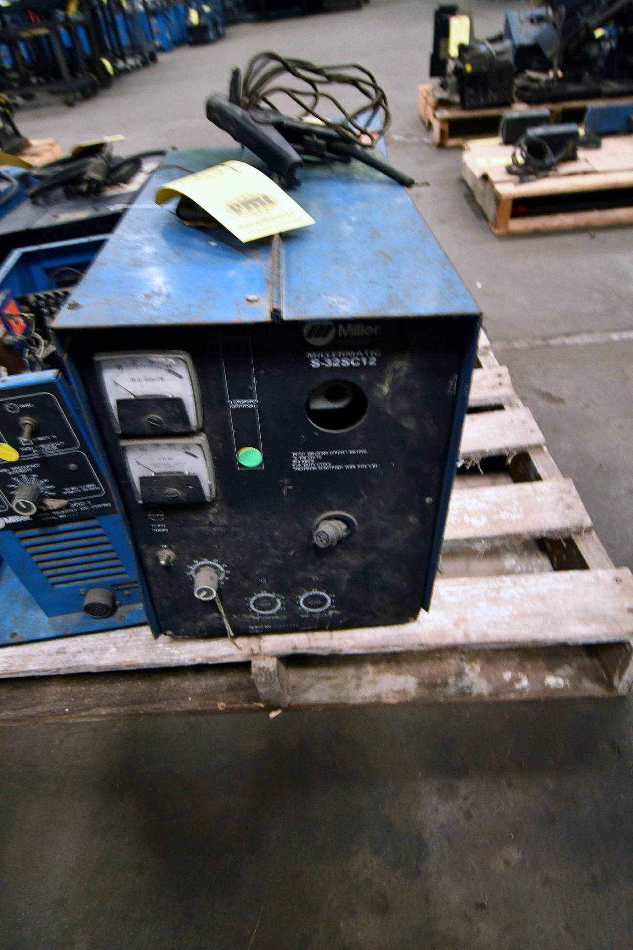 SUITCASE MIG WELDER, MILLER MILLERMATIC S-32SC12, new 1988, S/N JJ461995