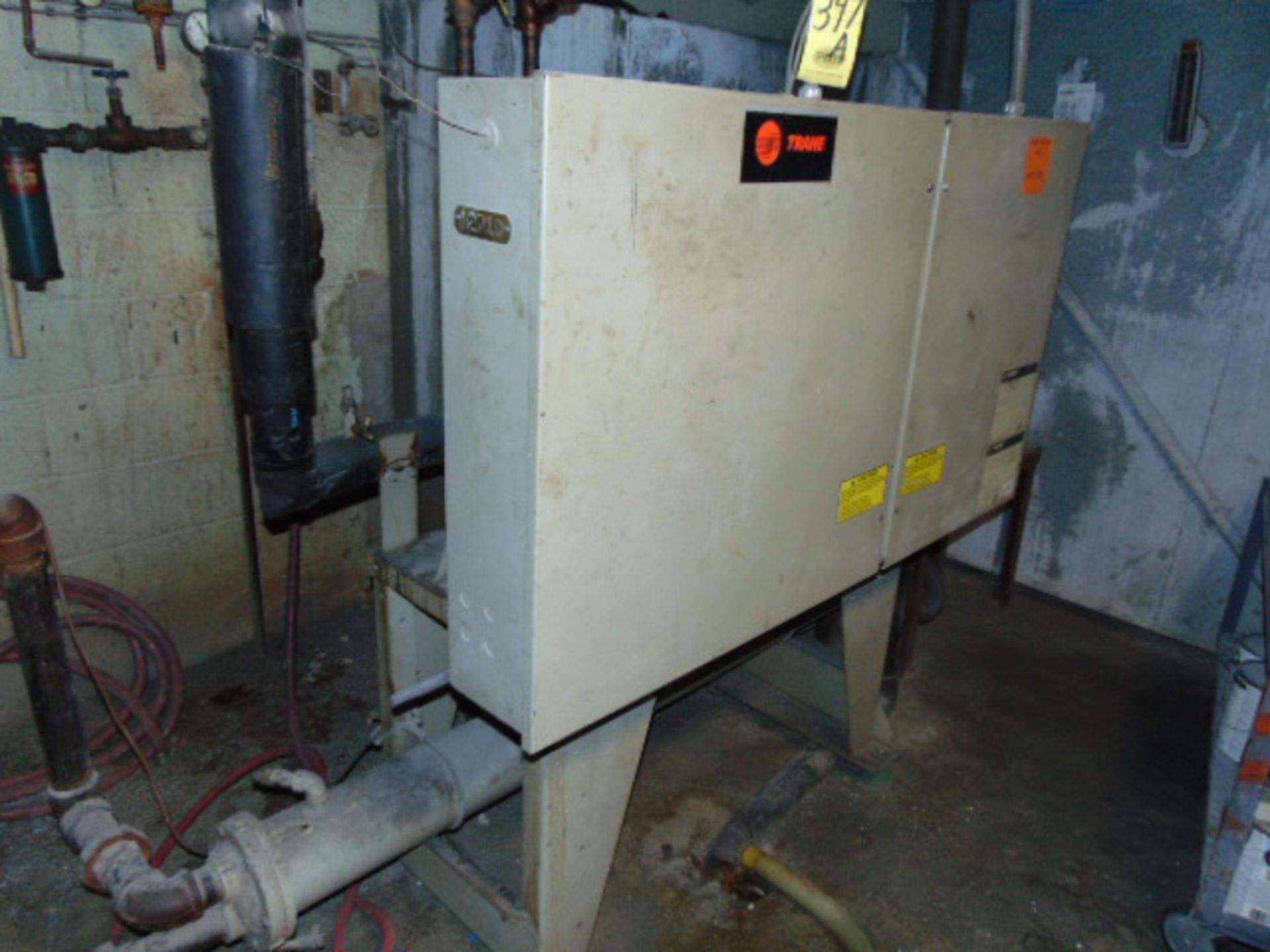 WATER CHILLER, TRANE MDL. RWUDO254CG0NJT1R10FOU, R22 refrigerant, water cooled, approx. 15 T.