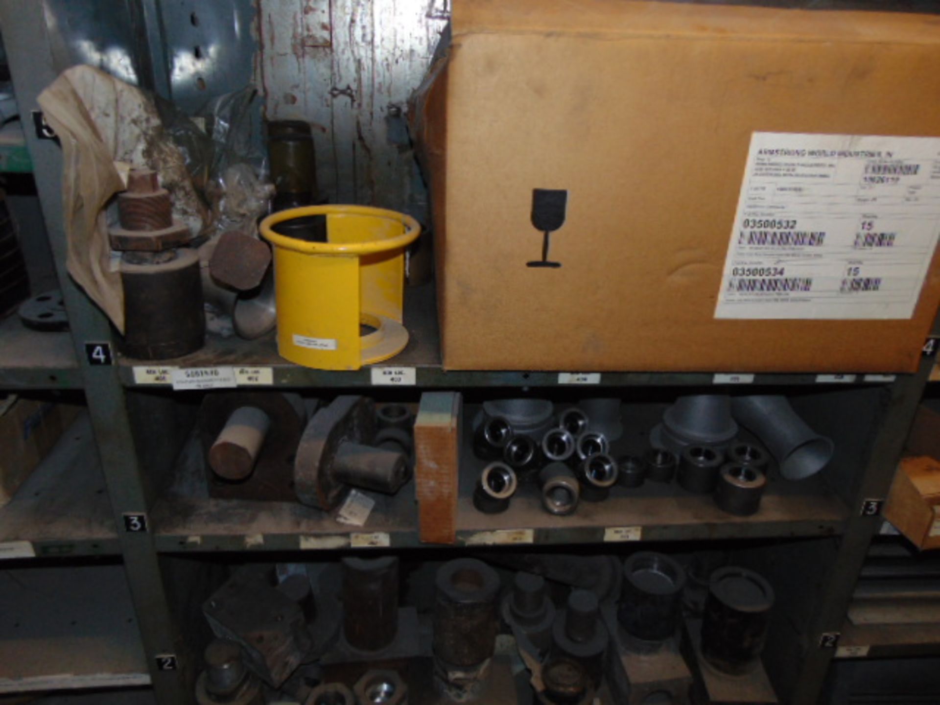 LOT CONSISTING OF: valve w/ actuators, pneumatic valves, pneumatic cylinders & misc., assorted (in - Image 5 of 9