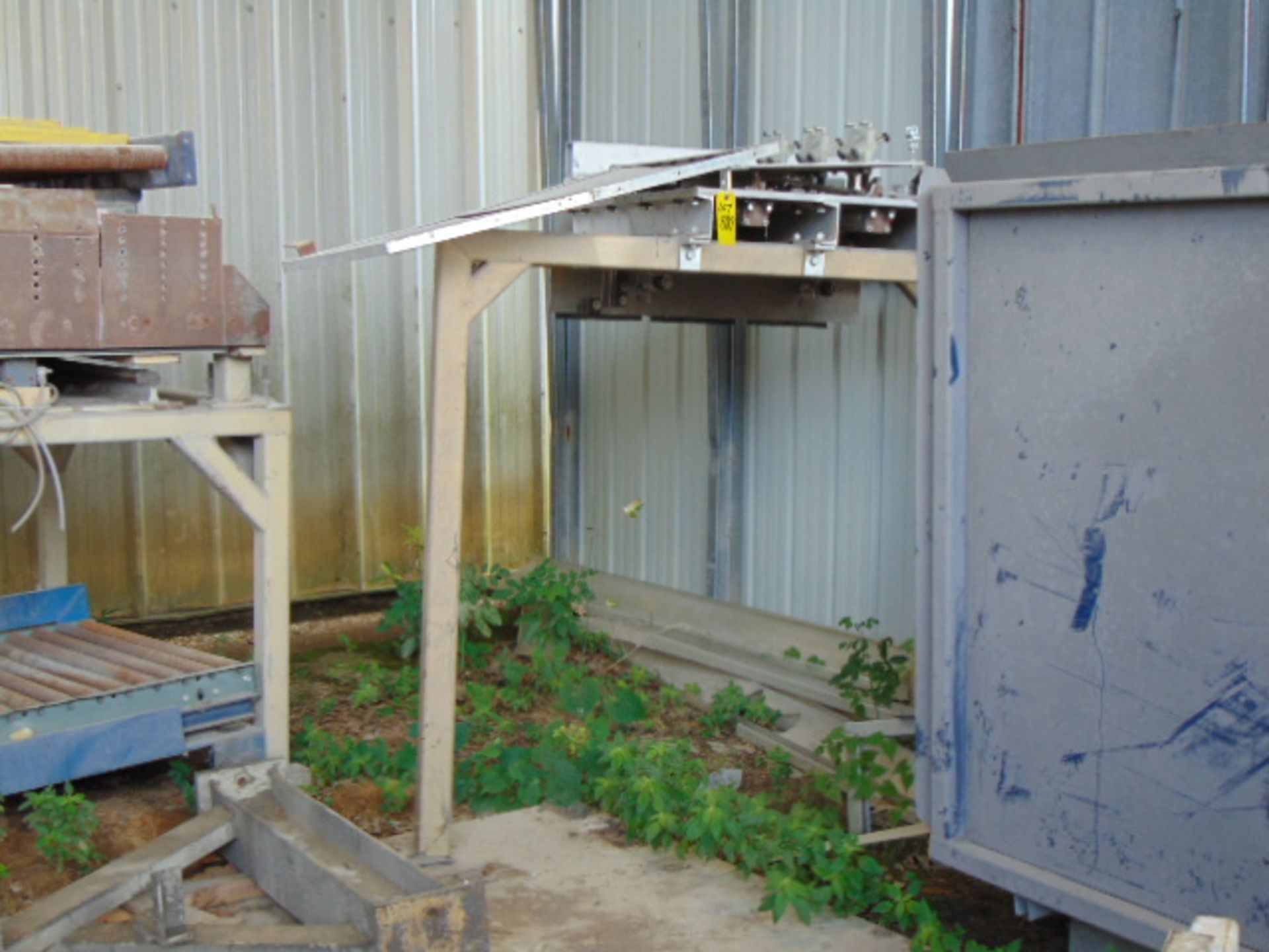 LOT CONSISTING OF: conveyor, Flexicon parts tipper, augers, steel rack, w/ contents, assorted ( - Image 8 of 9