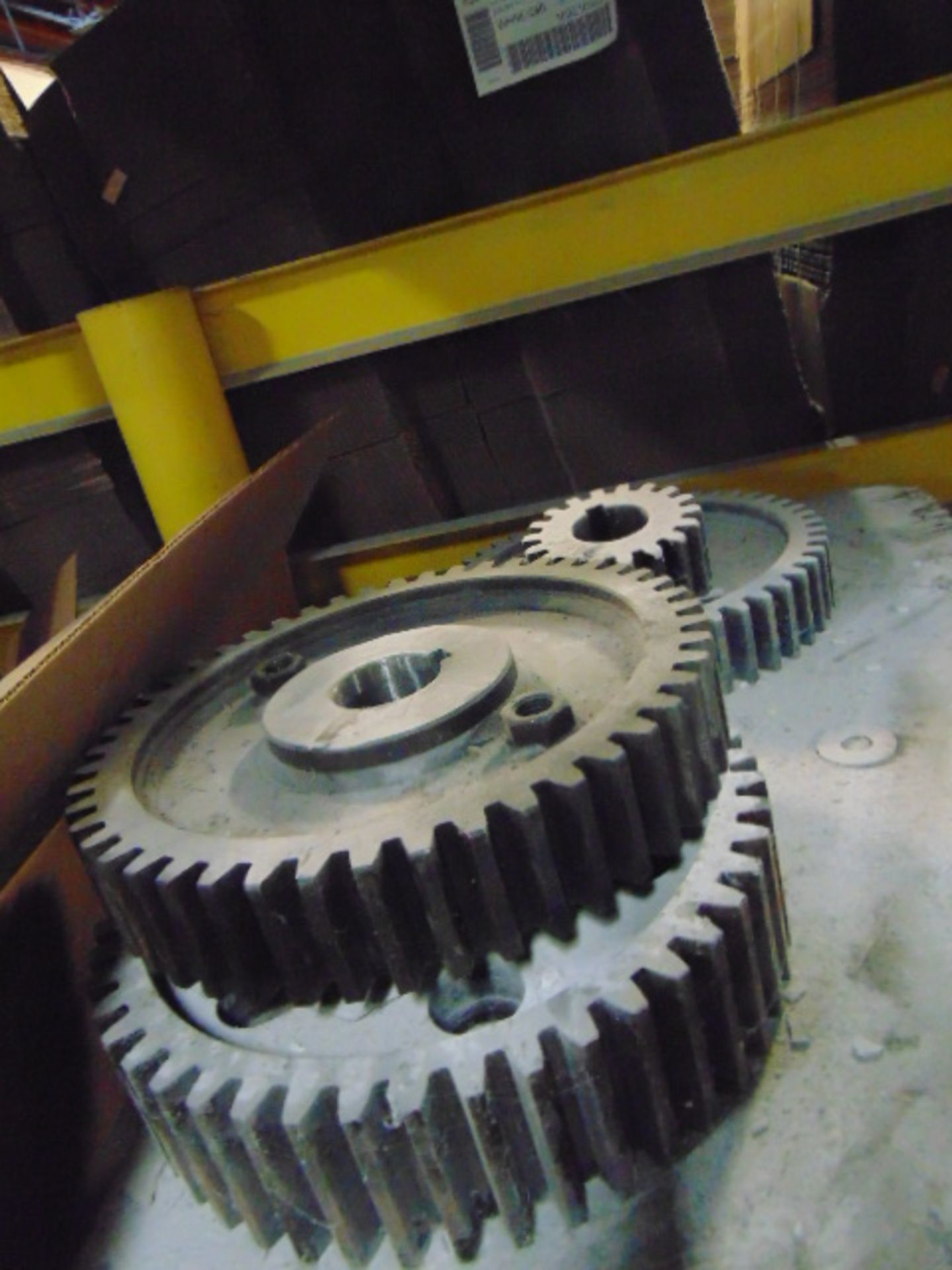 LOT OF GEARS, assorted (on four pallets) - Image 5 of 5