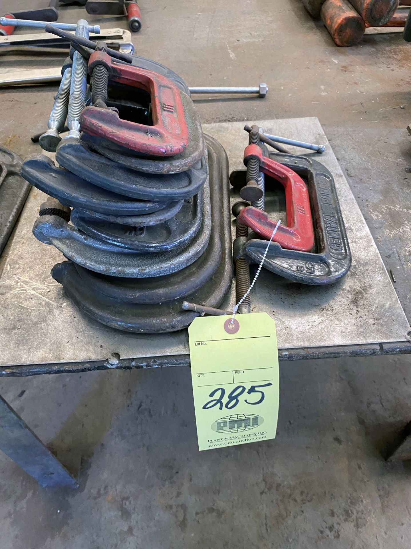 LOT OF PIPE CLAMPS (Located at: Summit Seals, 750 Archie Street, Vidor, TX 77662)