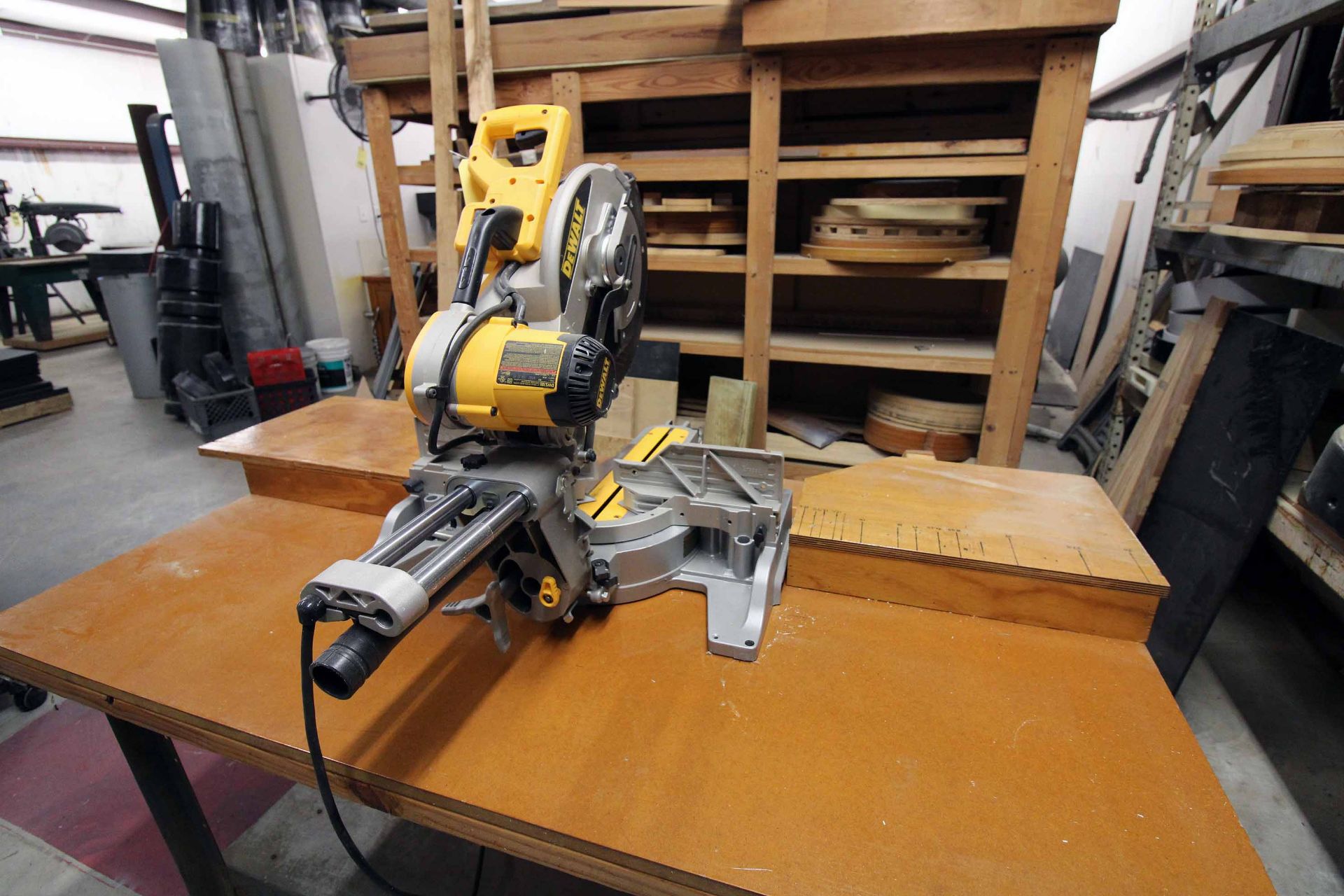 MITER SAW, DEWALT DWS 780, 12" double-bevel, compound saw, 15 amp. motor, 3600 RPM, w/ 34" x 61" - Image 3 of 4