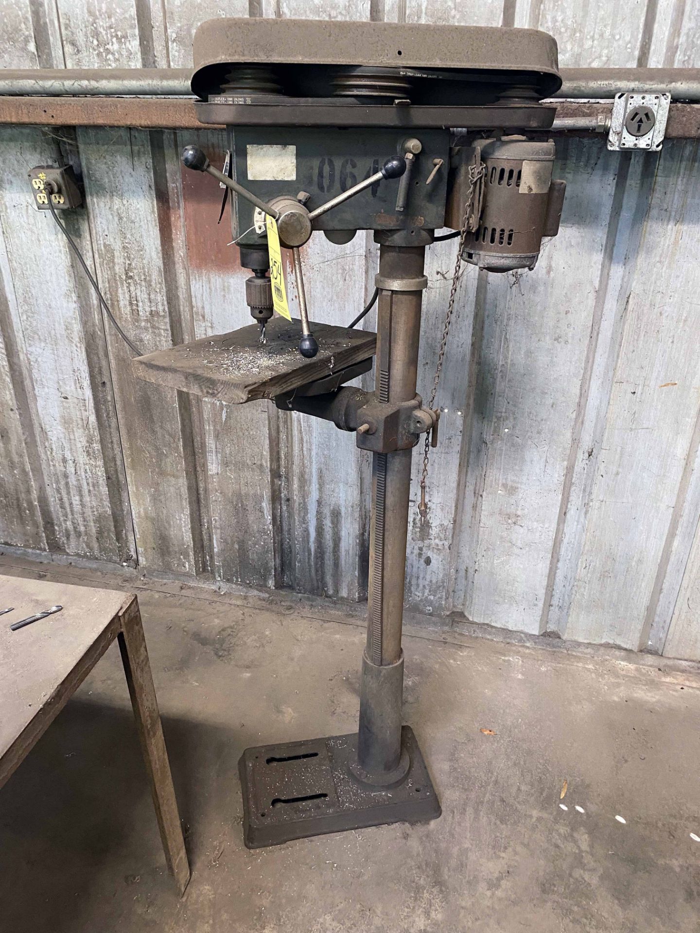 DRILL PRESS, CHICAGO MDL. A1-17FR, S/N 019330 (Located at: Summit Seals, 750 Archie Street, Vidor,