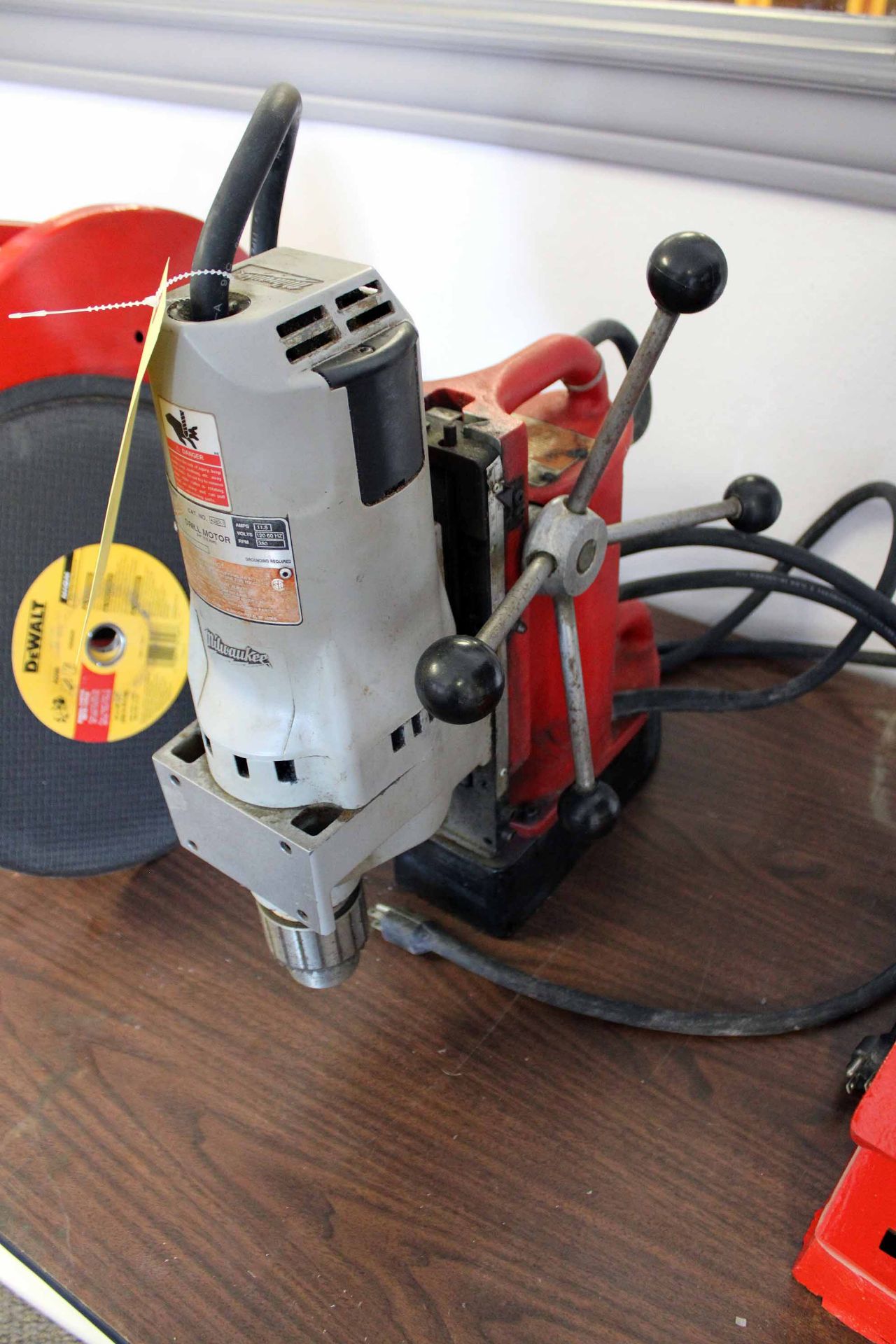 MAGNETIC BASE DRILL, MILWAUKEE MDL. 4202, 110 v. (Located at: Offshore Clamps & Protectors, 435