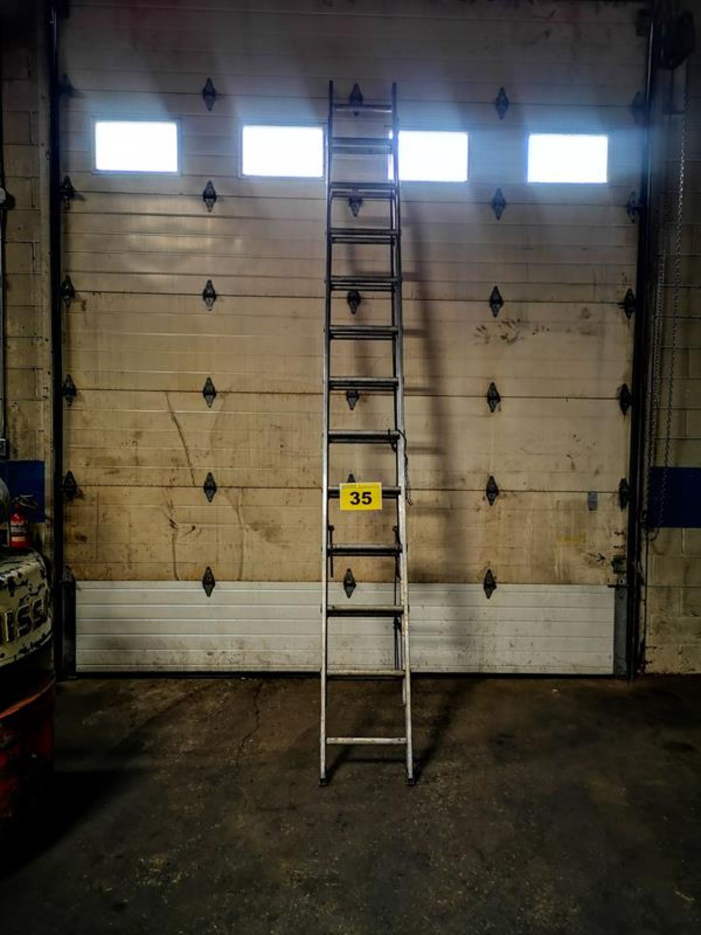 ALUMINUM, 22 FT EXTENSION LADDER