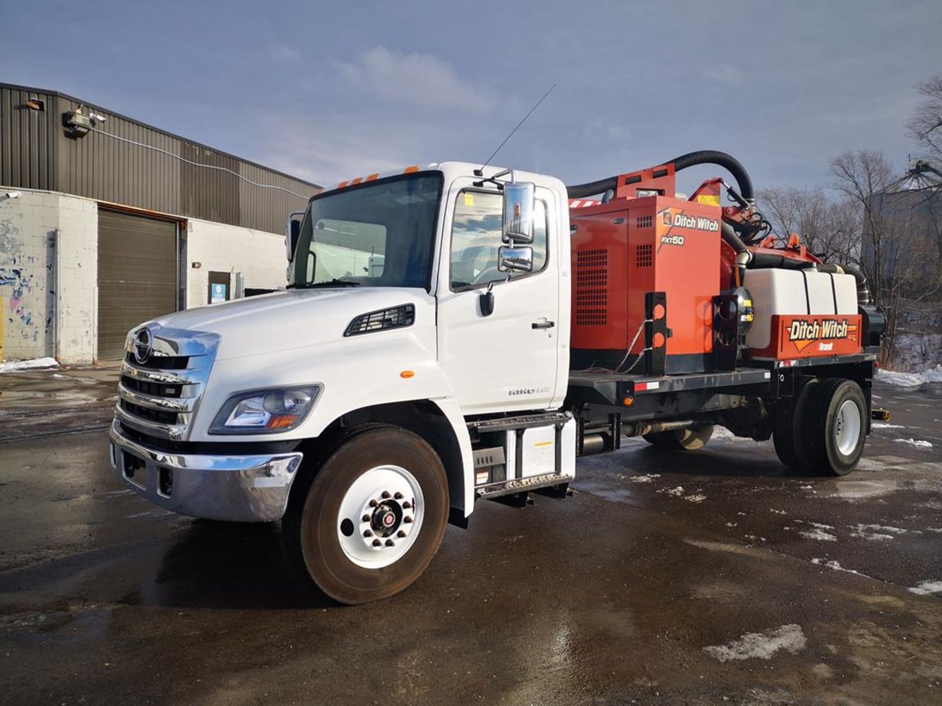 2017 DITCH WITCH, FXT 50 , TRUCK MOUNTED, HYDRO EXCAVATOR