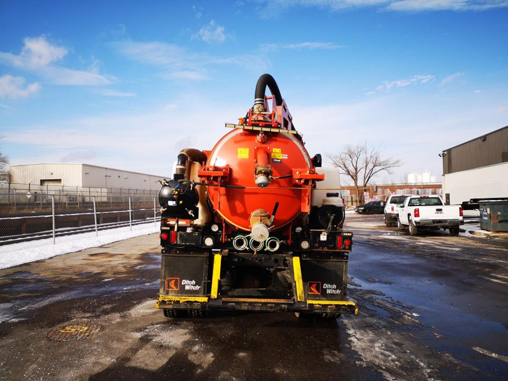 2017 DITCH WITCH, FXT 50, TRUCK MOUNTED, HYDRO-EXCAVATOR - LIKE NEW - Image 7 of 31