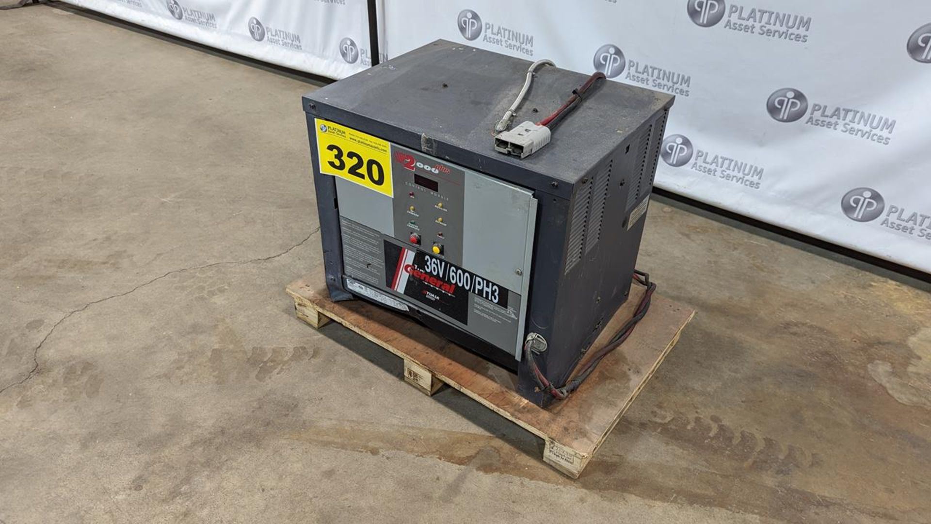 GENERAL BATTERY (YUASA), TG-18-775, 36 VOLT, 775 AMP HOURS, BATTERY CHARGER, 480/550/600 INFEED - Image 2 of 3