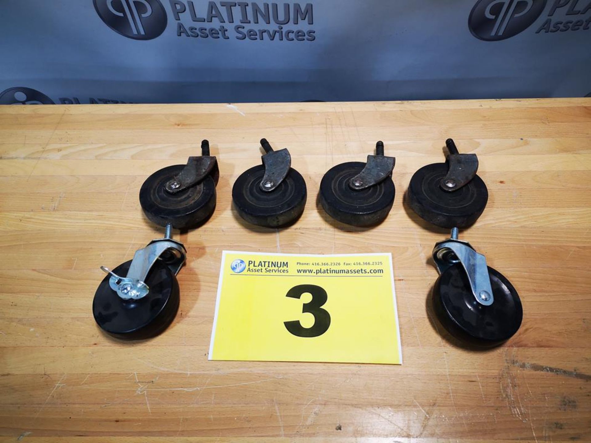 LOT OF CASTERS 4" DIAMETER, 6 PCS