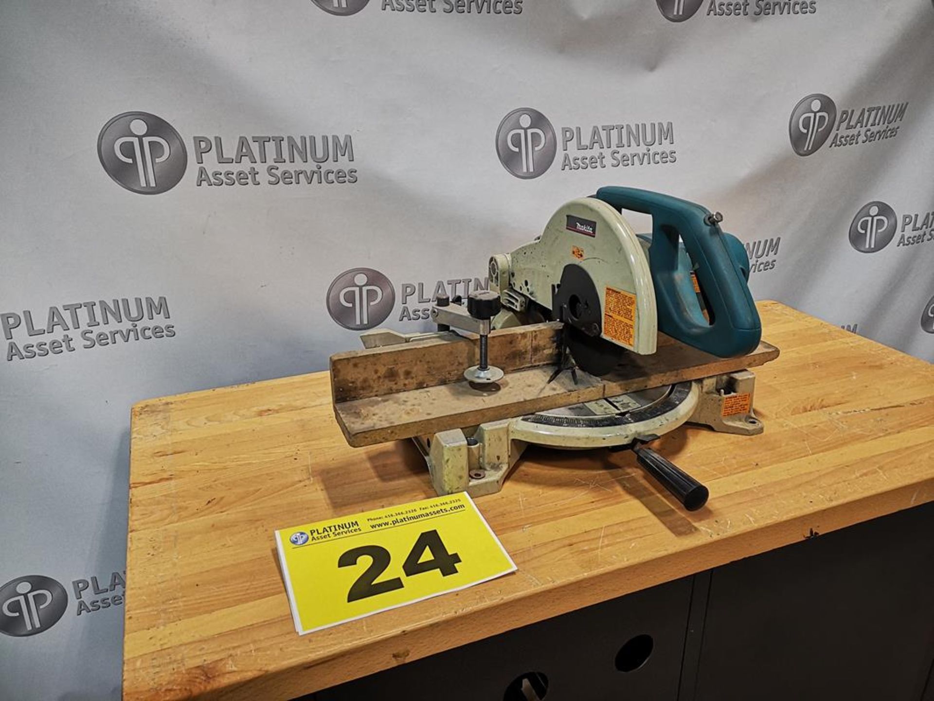 MAKITA, LS104, COMPOUND MITER SAW, 10" DIA BLADE, 120 VAC, S/N 00366731