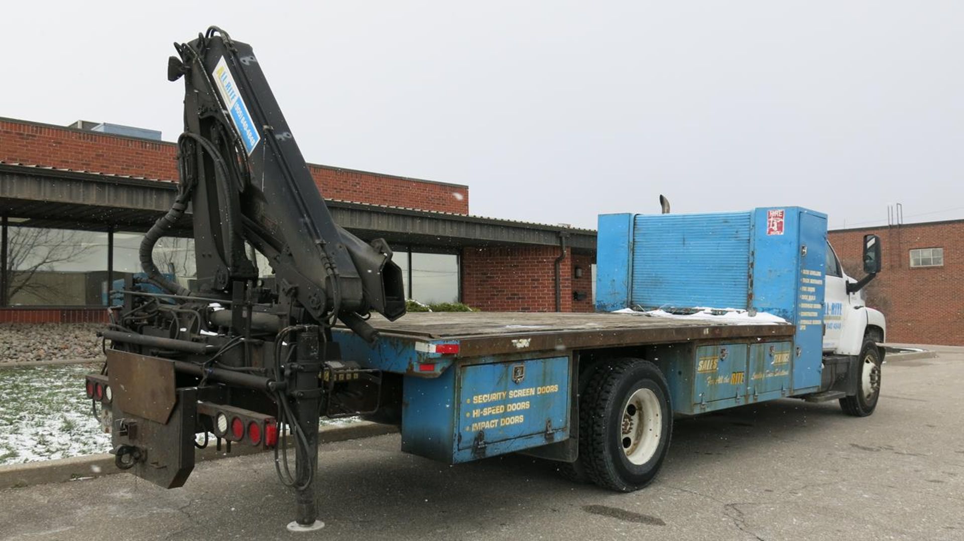 2003, GMC, C7500, FLATBED TRUCK, WITH HIAB CRANE - Image 2 of 19