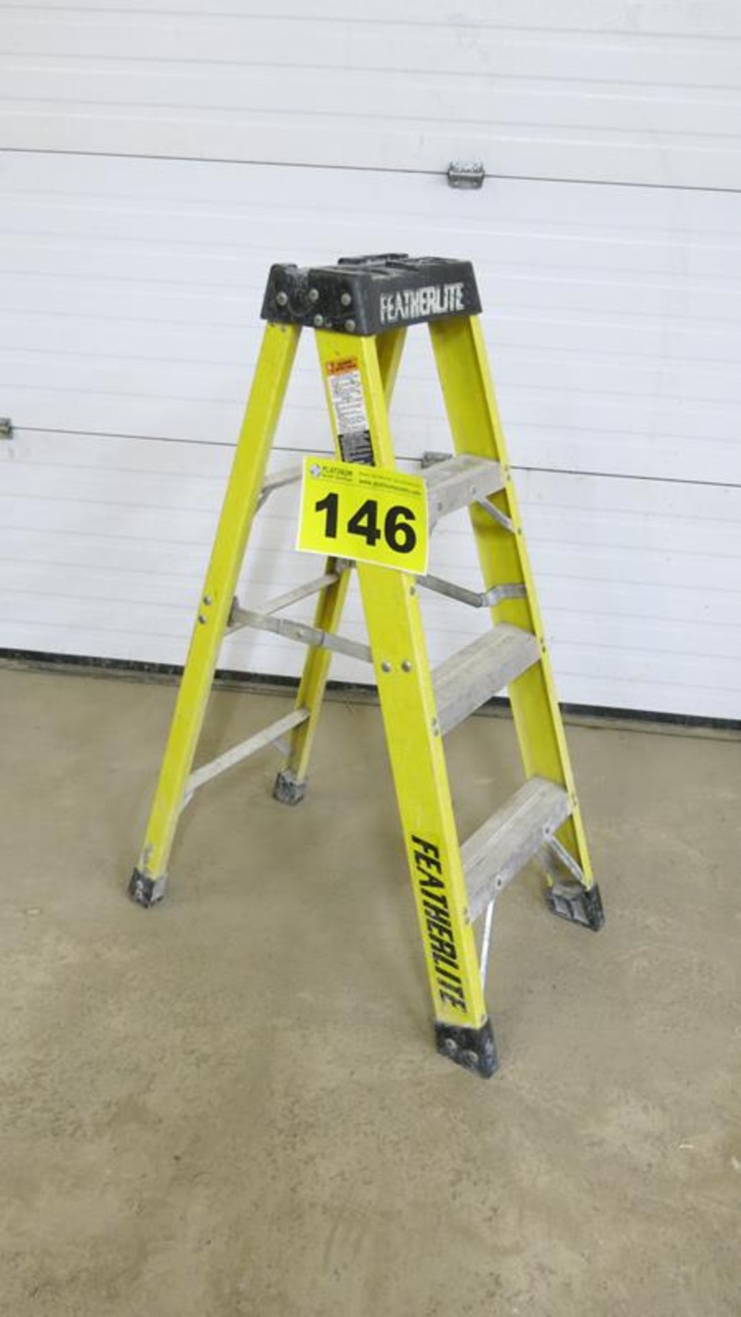 FEATHERLIGHT, 4 FT, FIBERGLASS A-FRAME LADDER