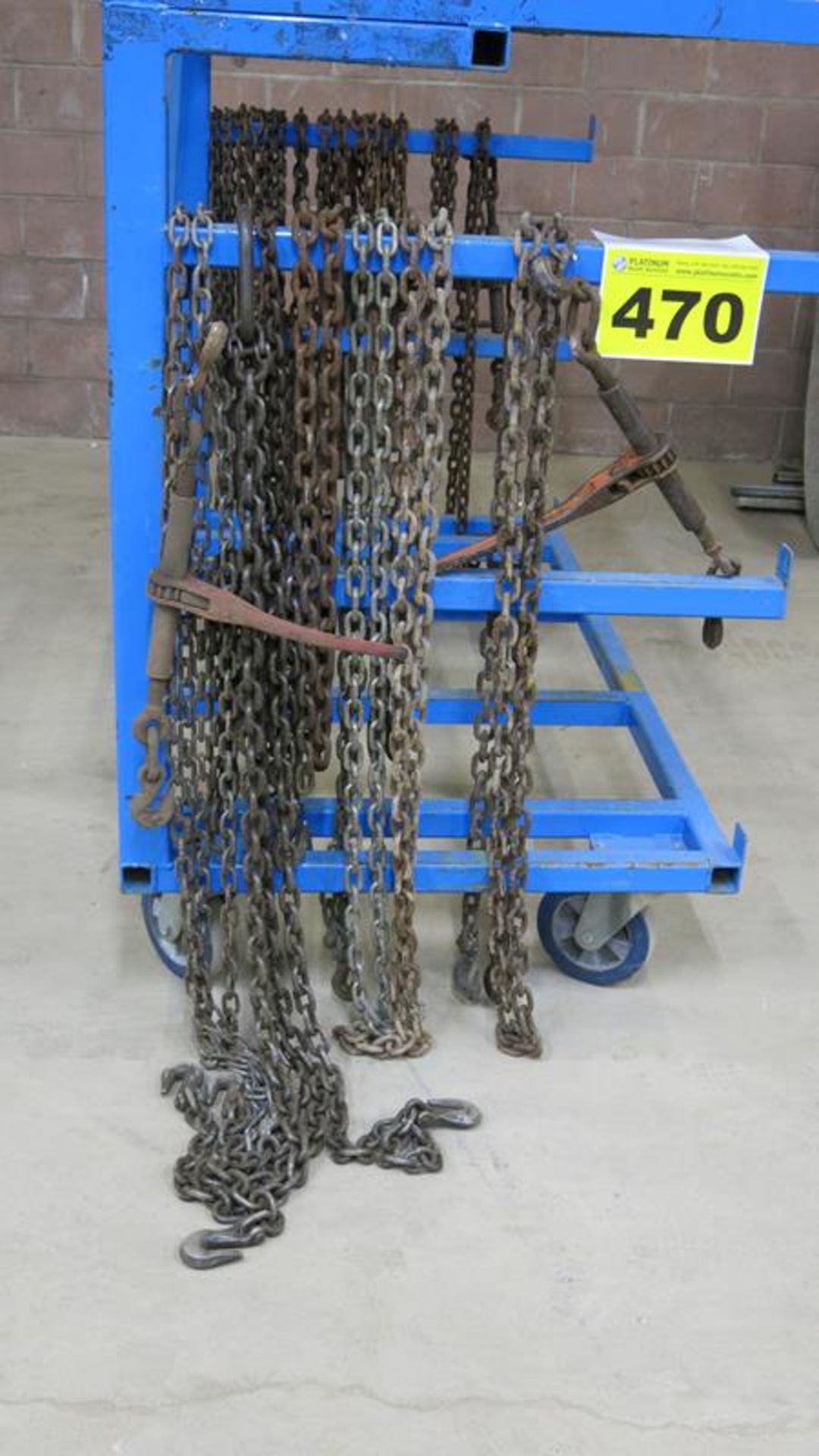 LOT OF CHAINS