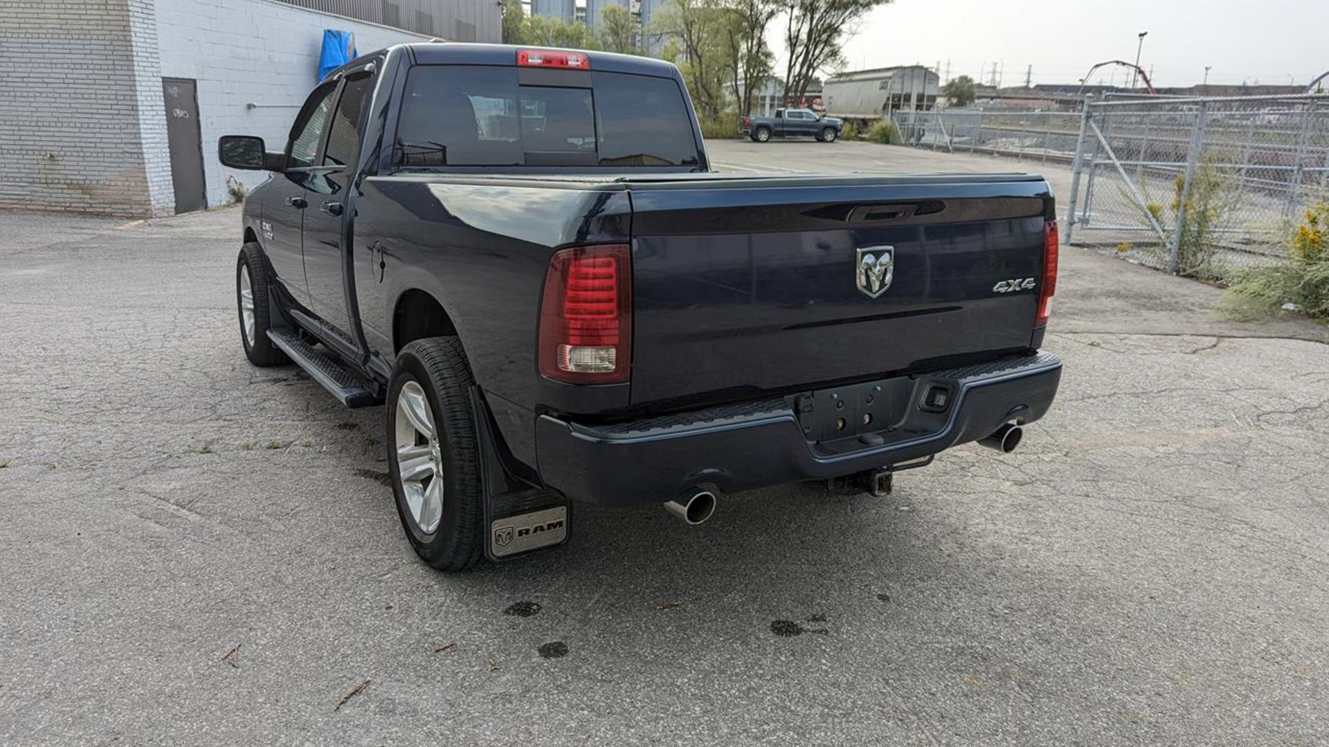 2016, DODGE RAM, 1500 SPORT, 4X4, PICKUP TRUCK, 5.7 LITRE HEMI GASOLINE ENGINE, AUTOMATIC - Image 13 of 37