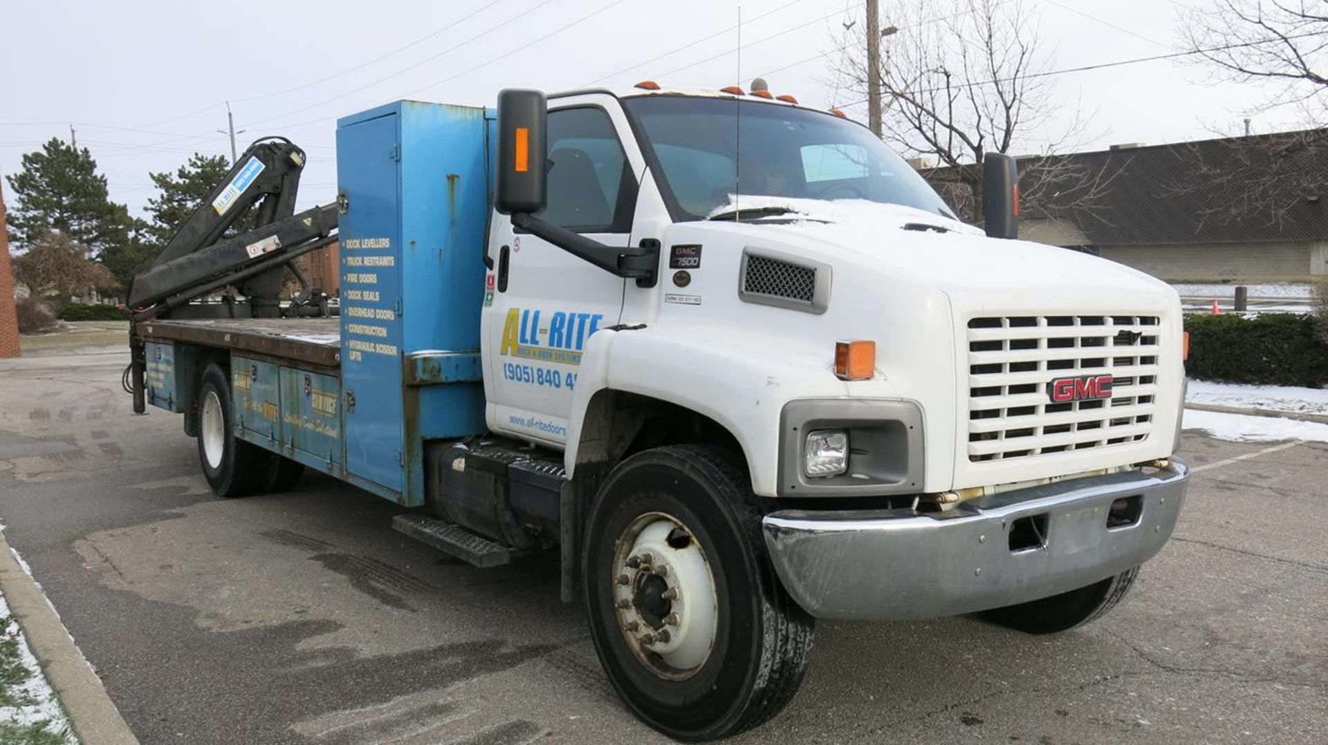 2003, GMC, C7500, FLATBED TRUCK, WITH HIAB CRANE - Image 10 of 19