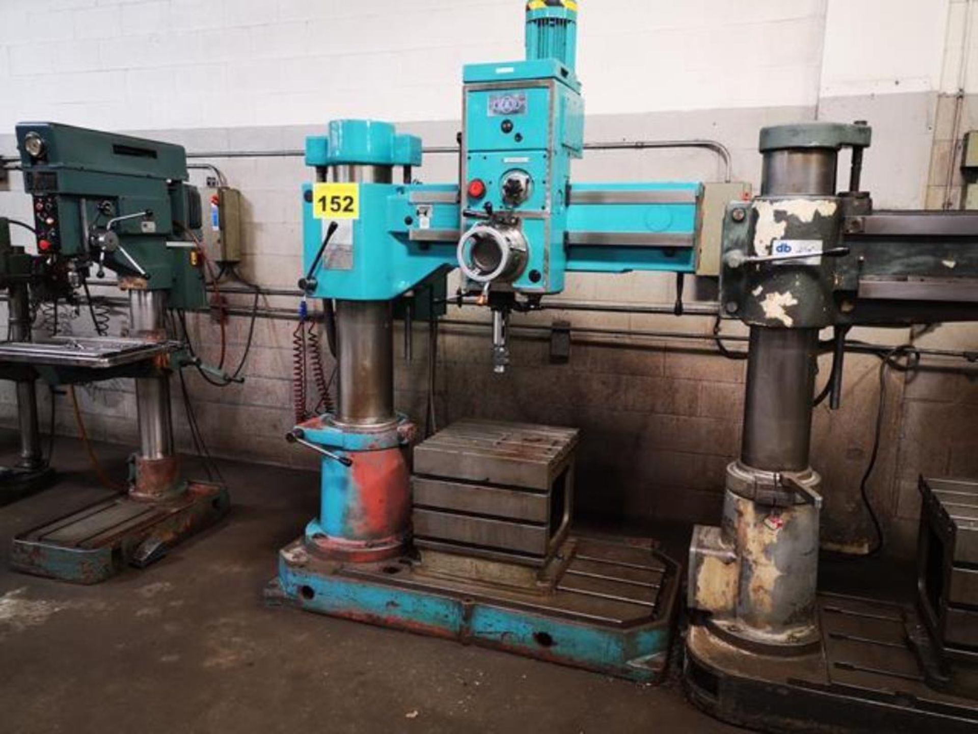 MAS, VO32, 4' RADIAL ARM DRILL WITH BOX TABLE (RIGGING $200), , (TAG #239) - Image 2 of 6