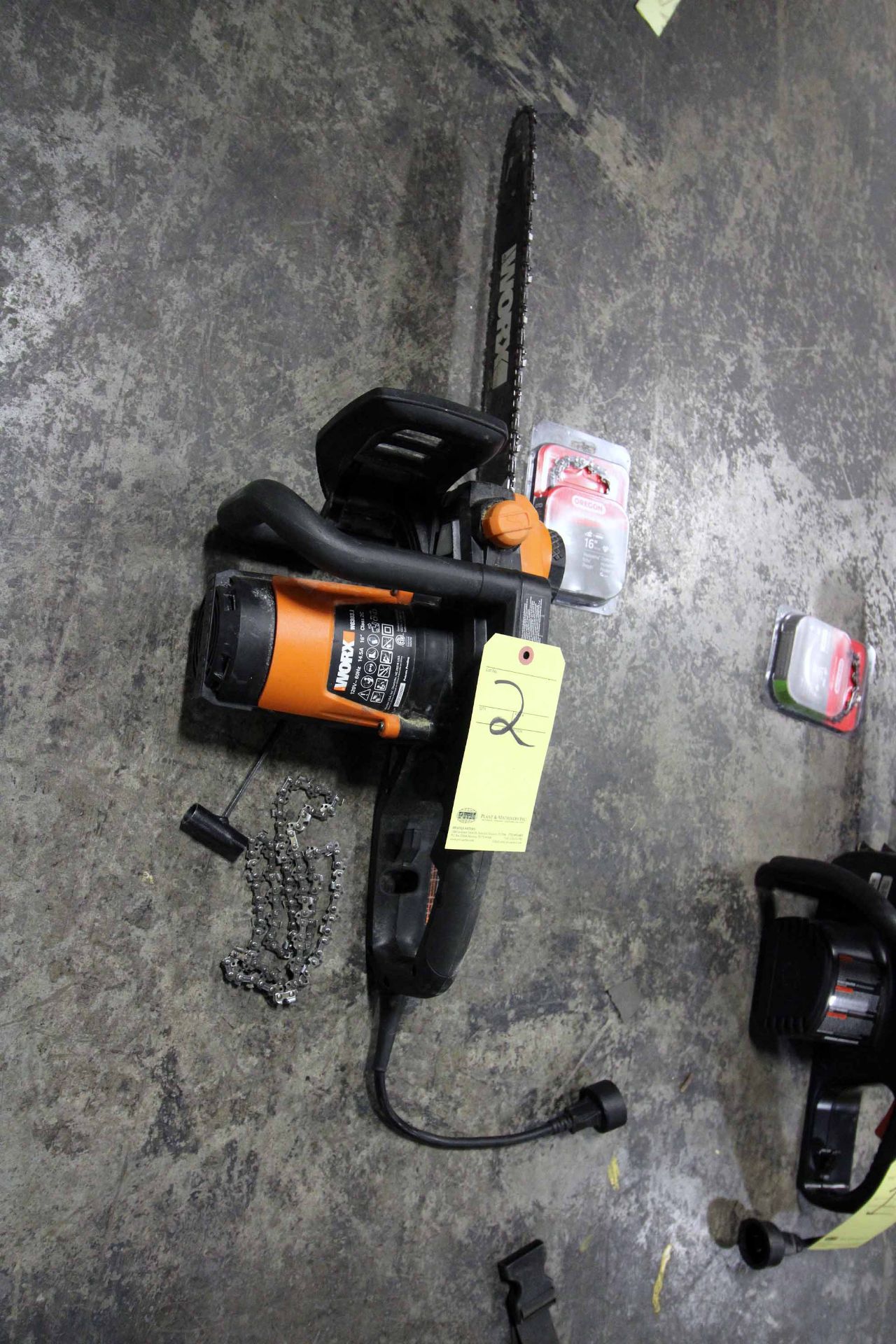 CHAIN SAW, WORX MDL WG303.1, 16", w/ extra chain, still in package - Image 2 of 3