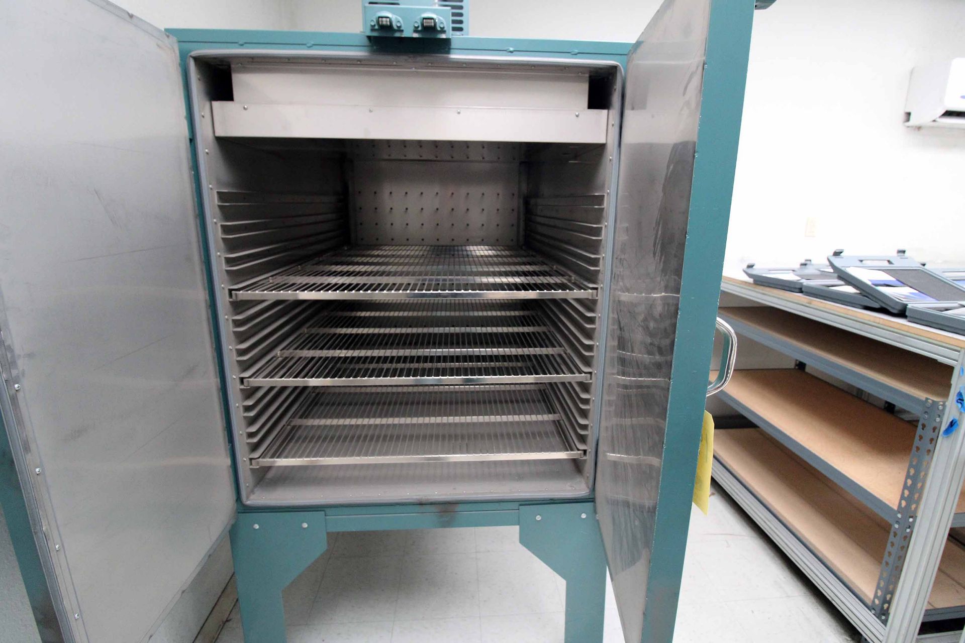 CABINET OVEN, GRIEVE MDL. 343, 6.6 KW, 400 deg. max. temp., stainless steel lined, interior - Image 4 of 5