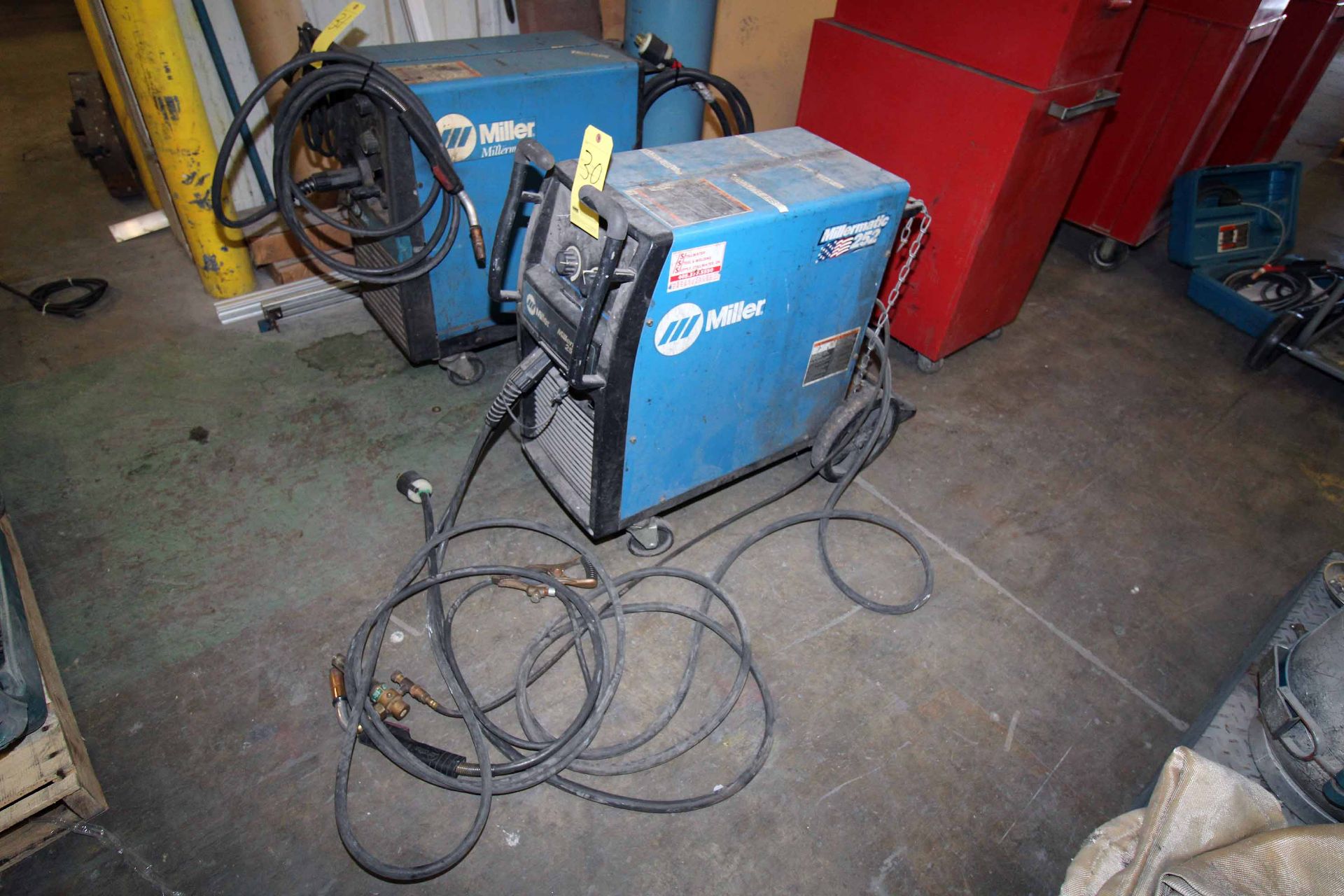 INTEGRATED MIG WELDER, MILLER MILLERMATIC 252, S/N LK020888B