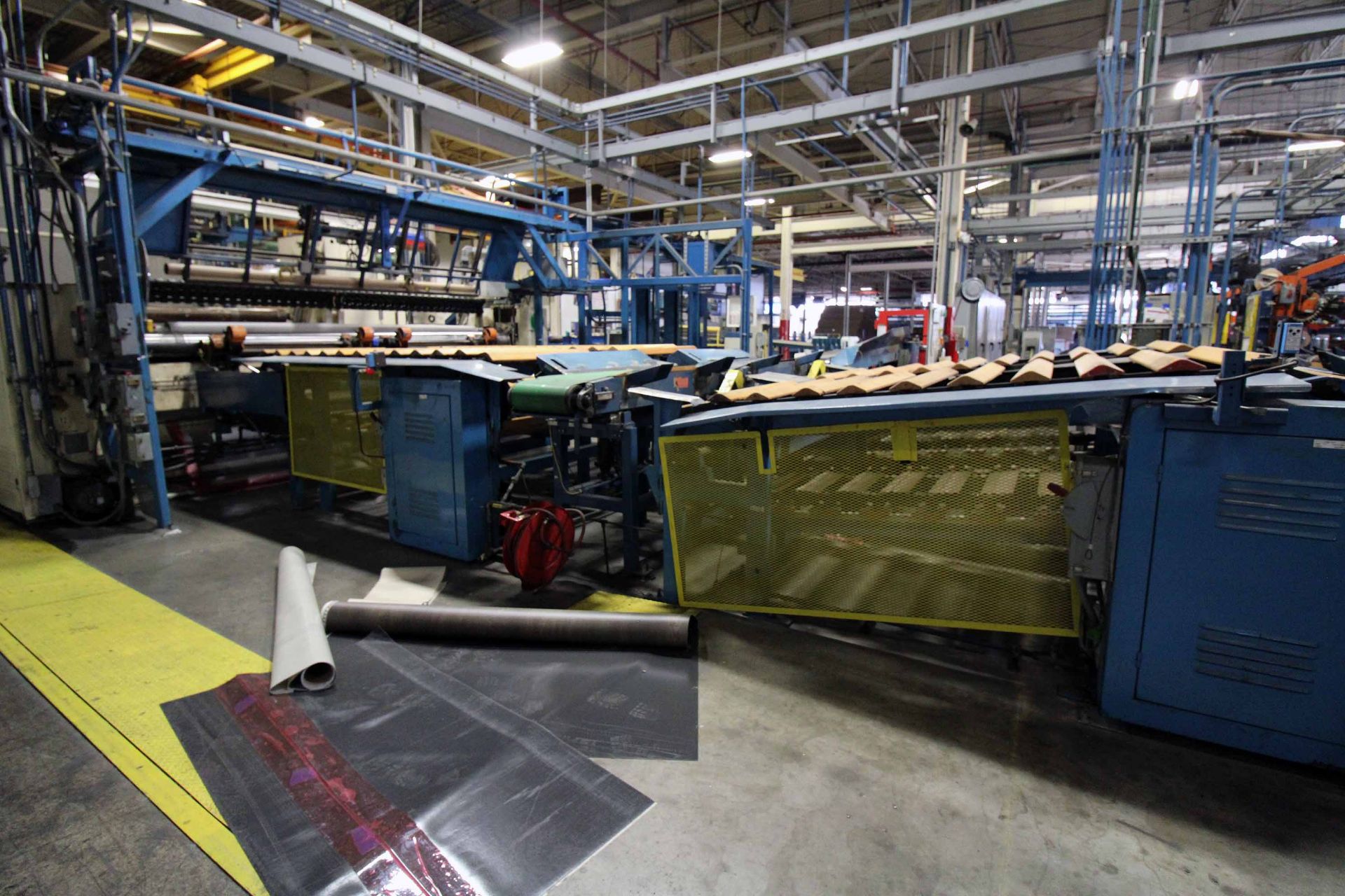 CUSTOMIZED CORE WINDER, OLBRICH, 12'W. X 16" DIA., w/ magazine type core delivery conveyor, exit - Image 26 of 29