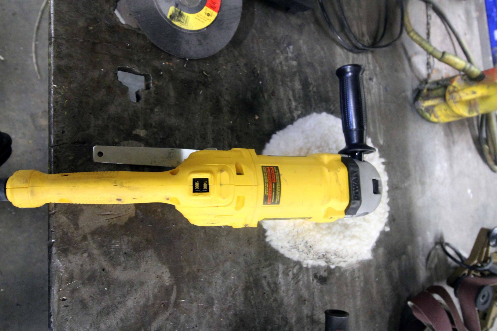 POLISHER, DEWALT MDL. DWP849, corded, variable speed, 7-9"