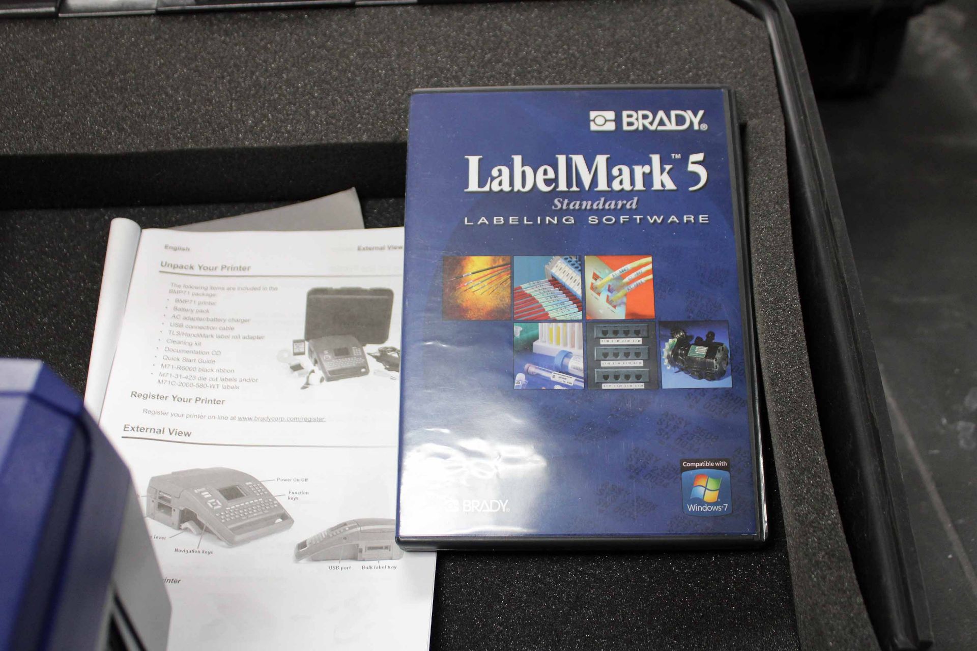 LABEL MAKER, BRADY MDL. BMP71, w/Labelmark 5 software & case - Image 2 of 2