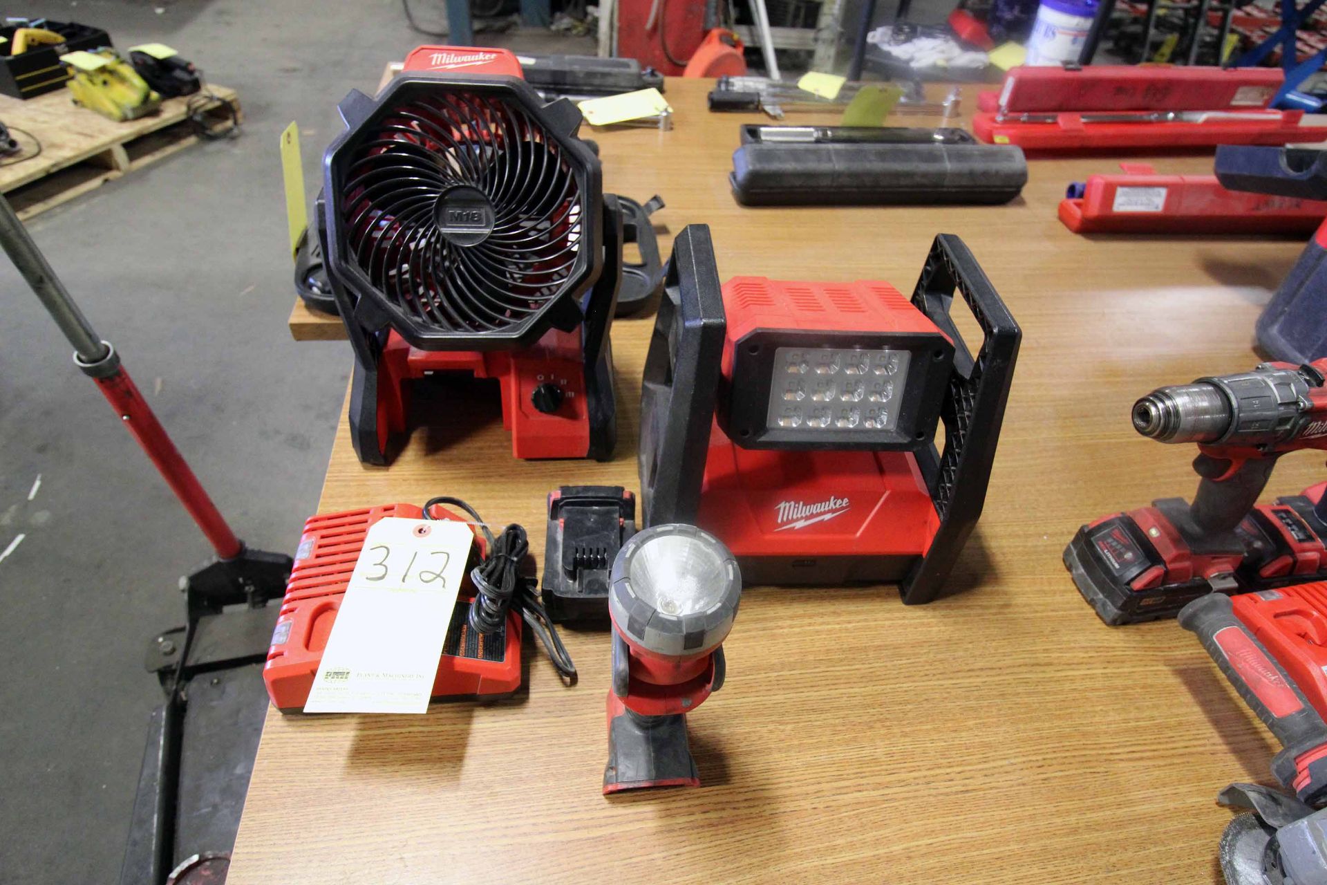 LOT OF MILWAUKEE CORDLESS TOOLING: (1) jobsite fan (1) work light, (2) flashlights & (1)