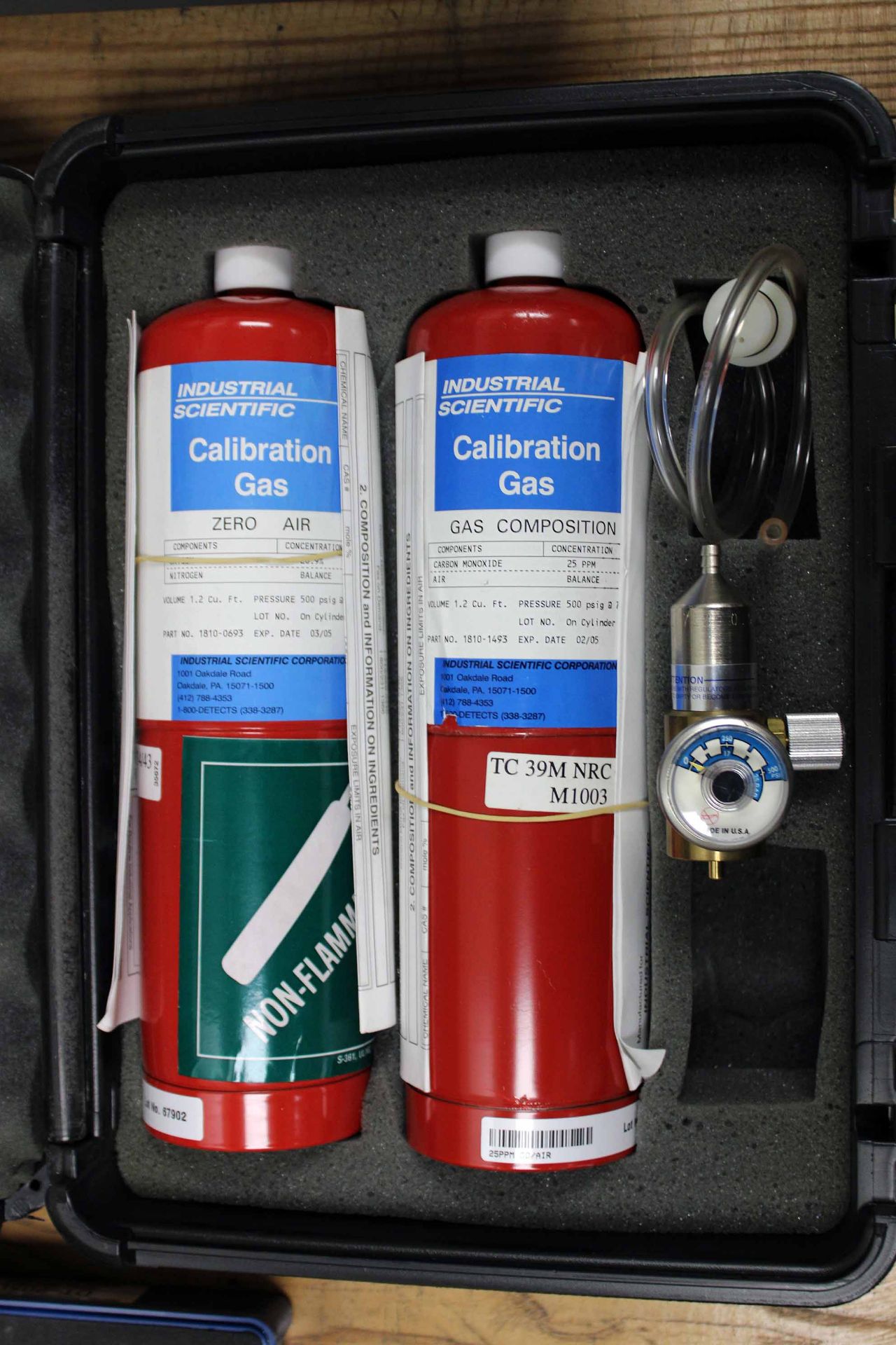 INDUSTRIAL SCIENTIFIC MX6 INSPECTION KIT: (1) zero air canister, (1) gas composition canister, (1) - Image 2 of 2