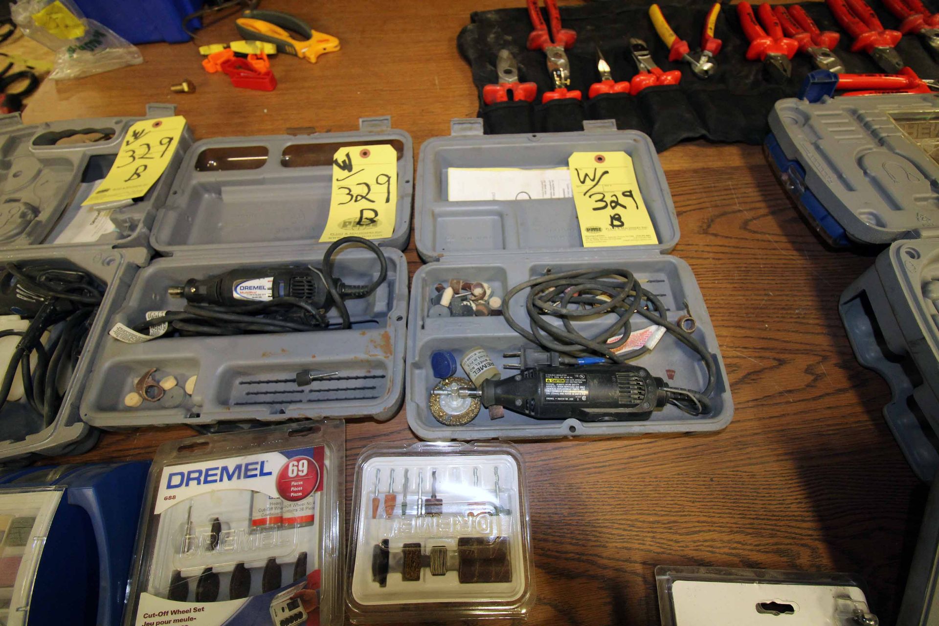 LOT OF DREMEL TOOLS (3), w/ accessories - Image 2 of 3