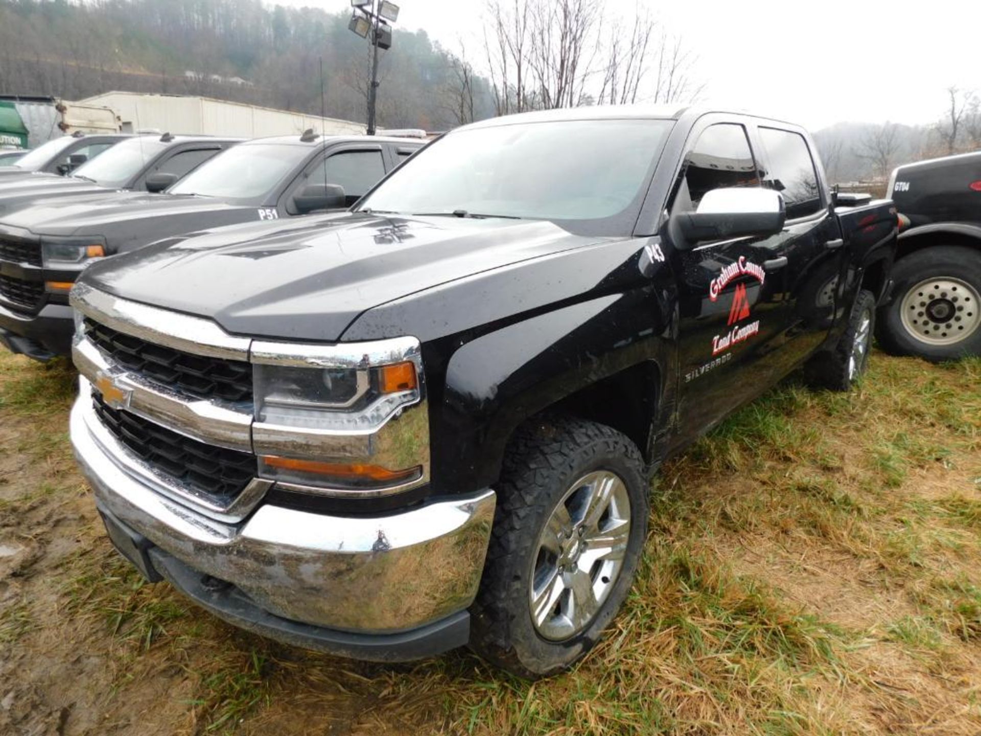 2018 Chevy Silverado 1500 Crew Cab, 4-Wheel Drive, 5.3 Liter V8 Gasoline Motor, Auto, VIN 3GCUKPEC5J - Image 2 of 10