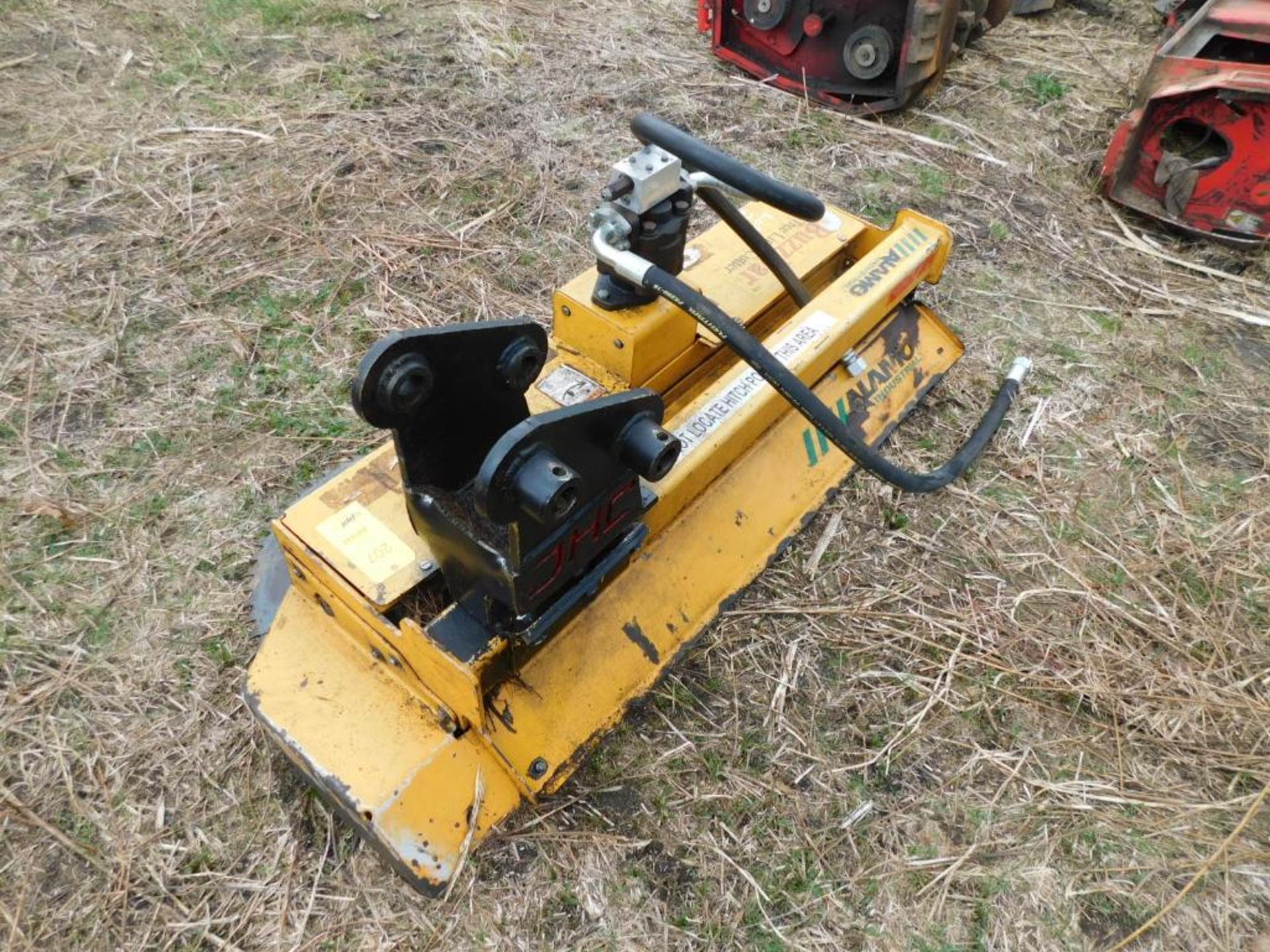 Alamo Industries Buzz Bar Hydraulic Tree Limb Cutter w/Mini Excavator Mount - Image 4 of 4