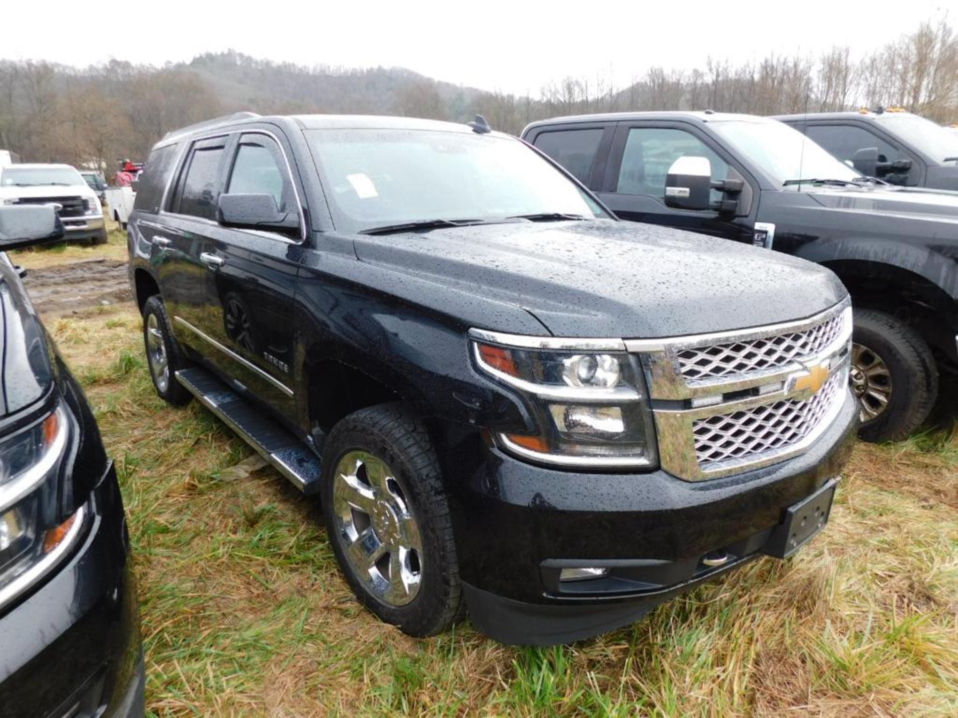 2018 Chevy Tahoe LT, 4-Wheel Drive Auto, 5.3 Liter V8 Gasoline Motor, Sunroof, VIN 1GNSYBKC2JR160875 - Image 2 of 12