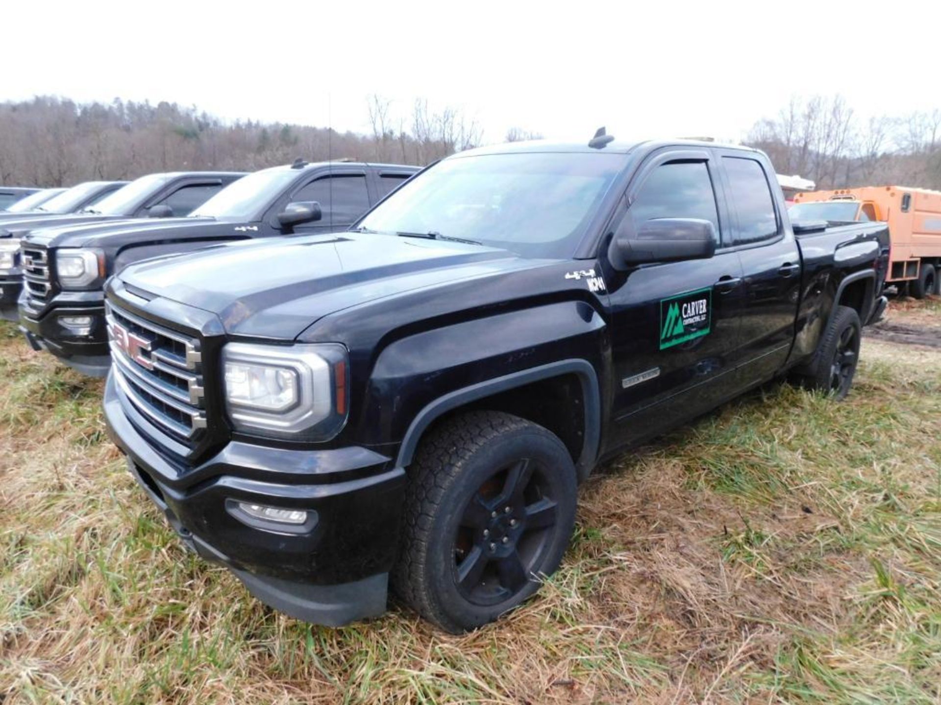 2017 GMC Sierra 1500 Crew Cab, 4-Wheel Drive, 5.3 Liter Ecotec 3 V8 Gasoline Motor, Auto, 6'6" Bed w - Image 2 of 13