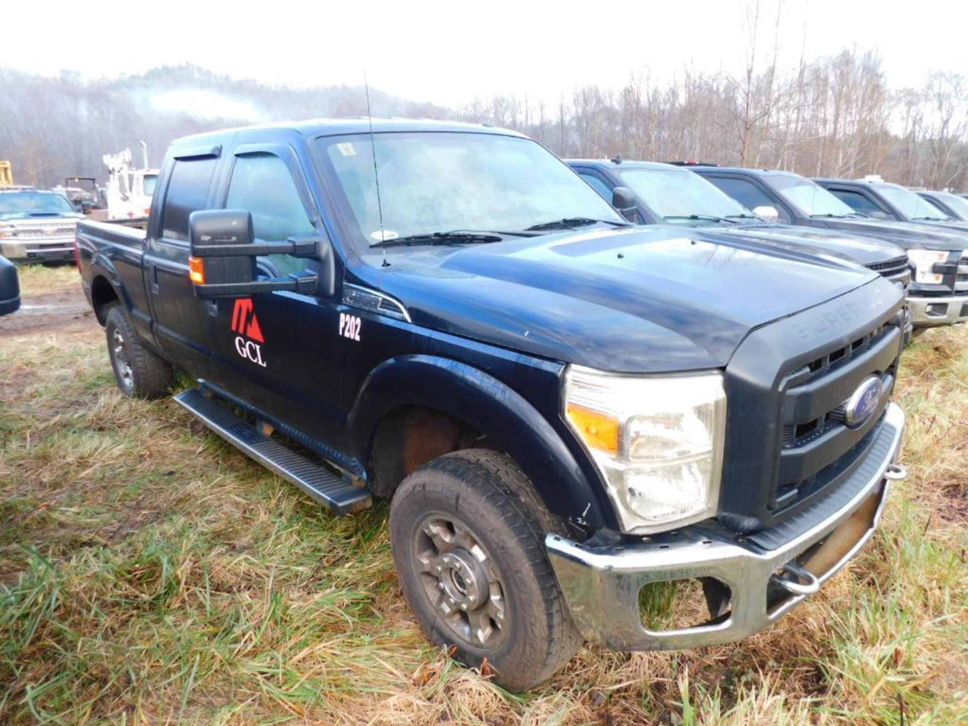 2015 Ford F250 Super-Duty XLT Crew Cab, 4-Wheel Drive, 6.2 Liter V8 Gasoline Motor, Auto, 6'6" Bed w