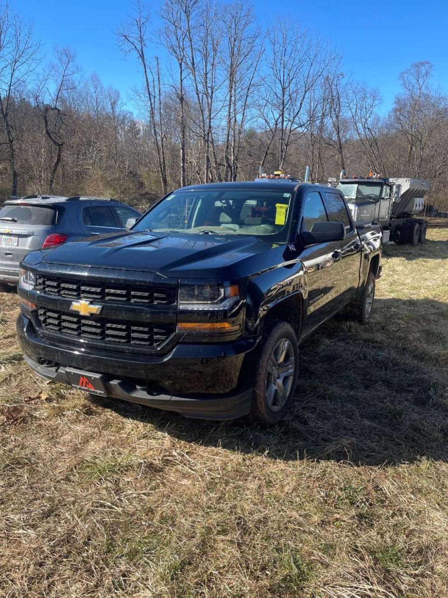 2018 Chevy Silverado 1500 4WD Crew Cab Pickup, VIN 3GCUKPECXJG415251, P42