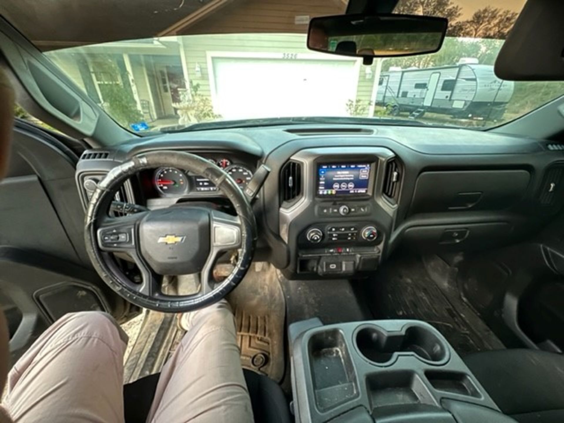 2020 Chevy Silverado 1500 4WD Crew Cab Pickup, VIN 1GCUYBEF1LZ151626, 92,000 Miles Indicated, P117 ( - Image 5 of 11