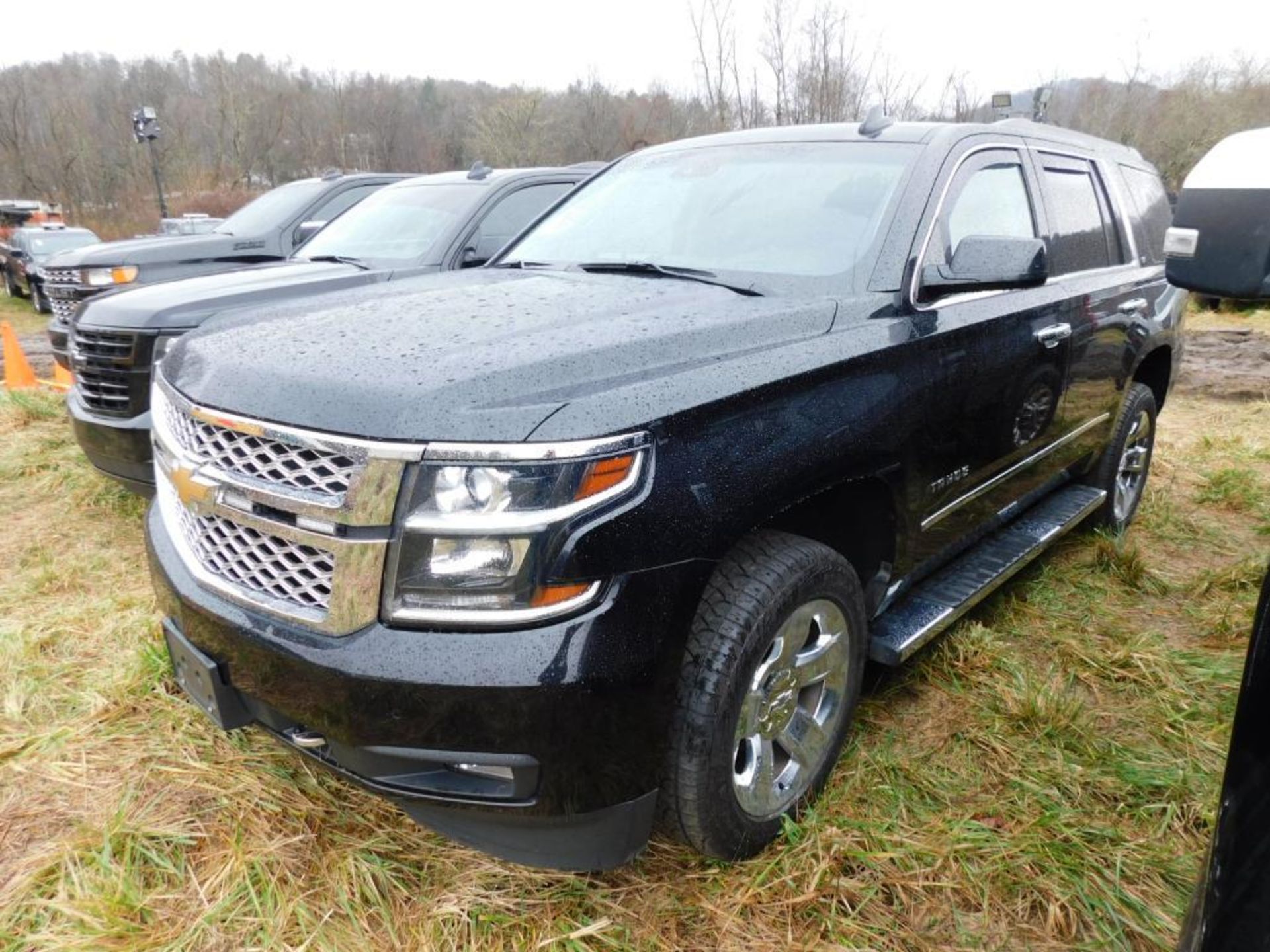 2018 Chevy Tahoe LT, 4-Wheel Drive Auto, 5.3 Liter V8 Gasoline Motor, Sunroof, VIN 1GNSYBKC2JR160875