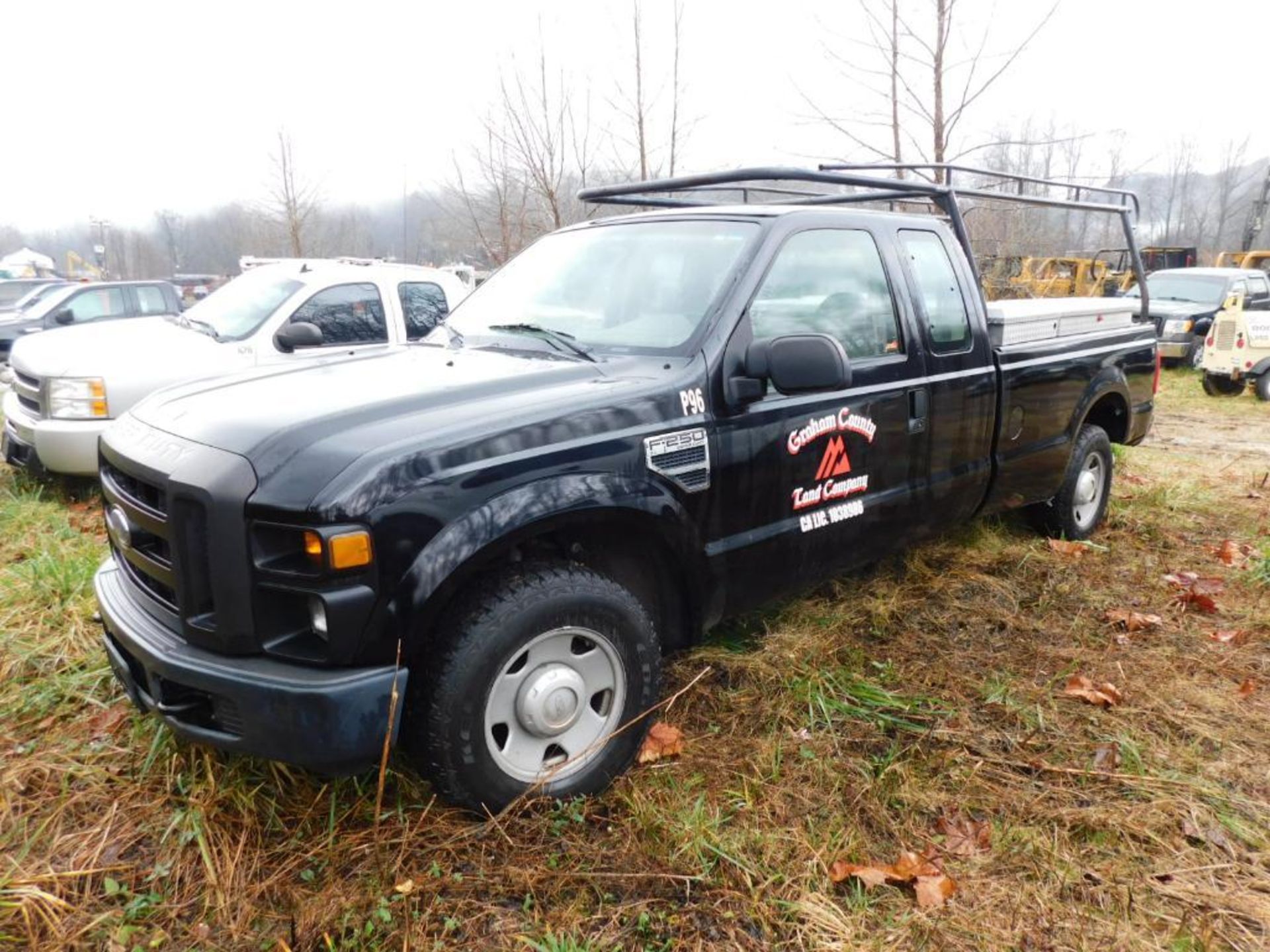 2008 Ford F250 XL Super-Duty Extended Cab, 2-Wheel Drive, 5.4 Liter, V8, Gasoline Motor, Auto, 8' Be