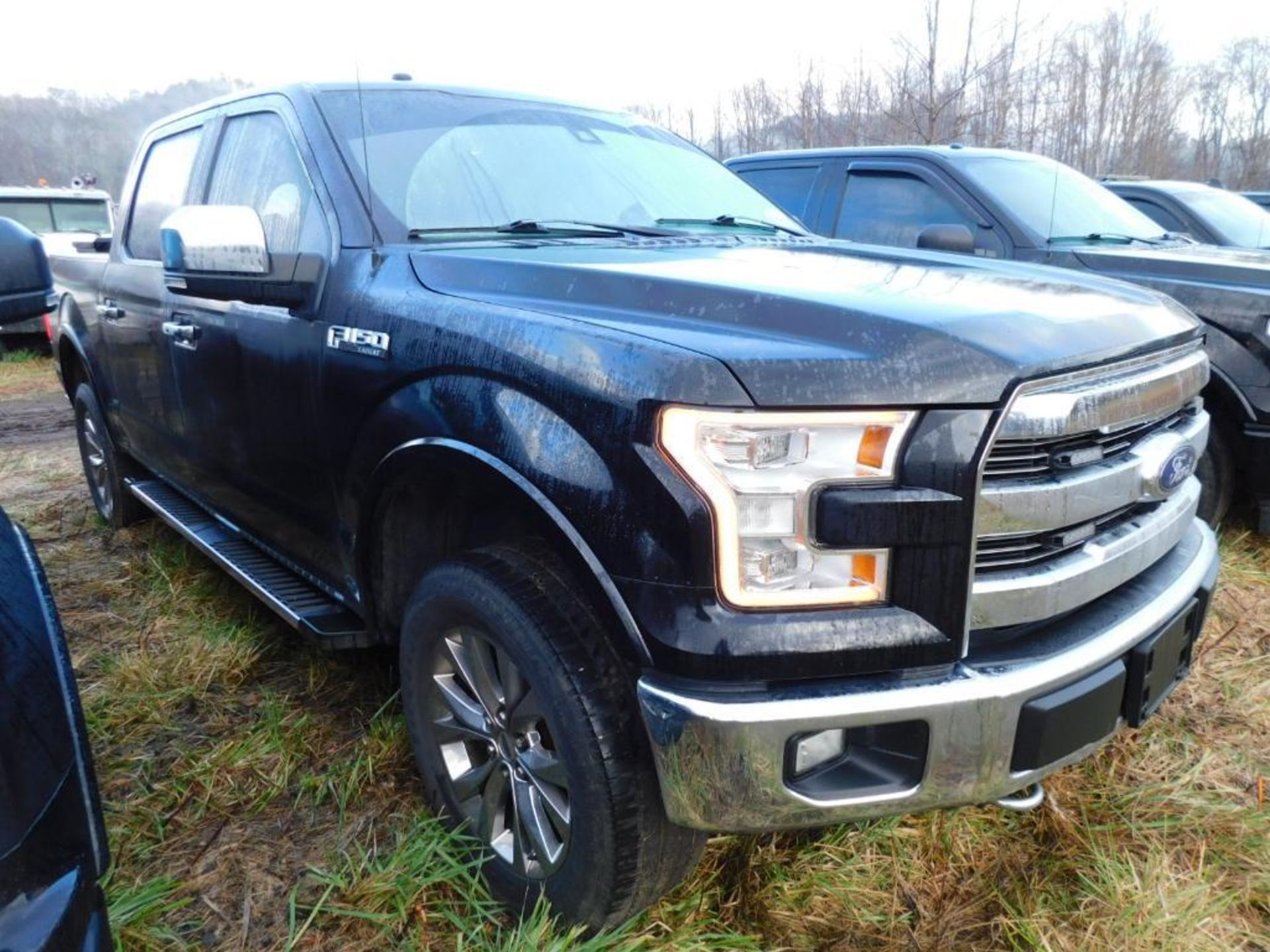 2016 Ford F150 Lariat Crew Cab, 4-Wheel Drive, 5.0 V8 Gasoline Motor, Auto, Moon Roof, 5'6" Bed w/To