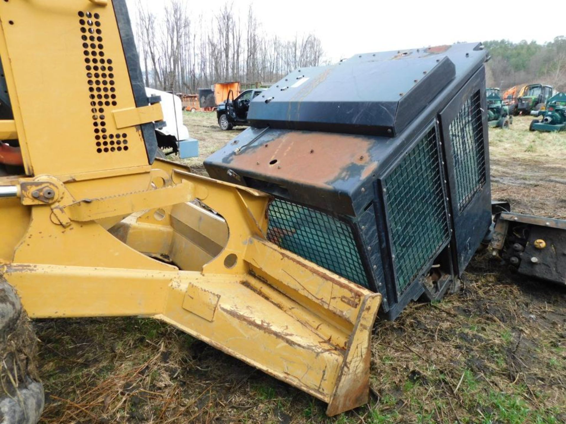 Caterpillar 525C Wheel Skidder (AS, IS) - Image 8 of 14