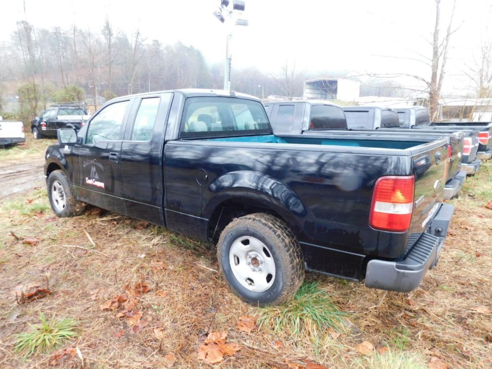 2008 Ford F150 XL Extended Cab, 2-Wheel Drive, 4.6 Liter, V8, Gasoline Motor, Auto, 6'6" Bed, 245,16 - Image 4 of 7