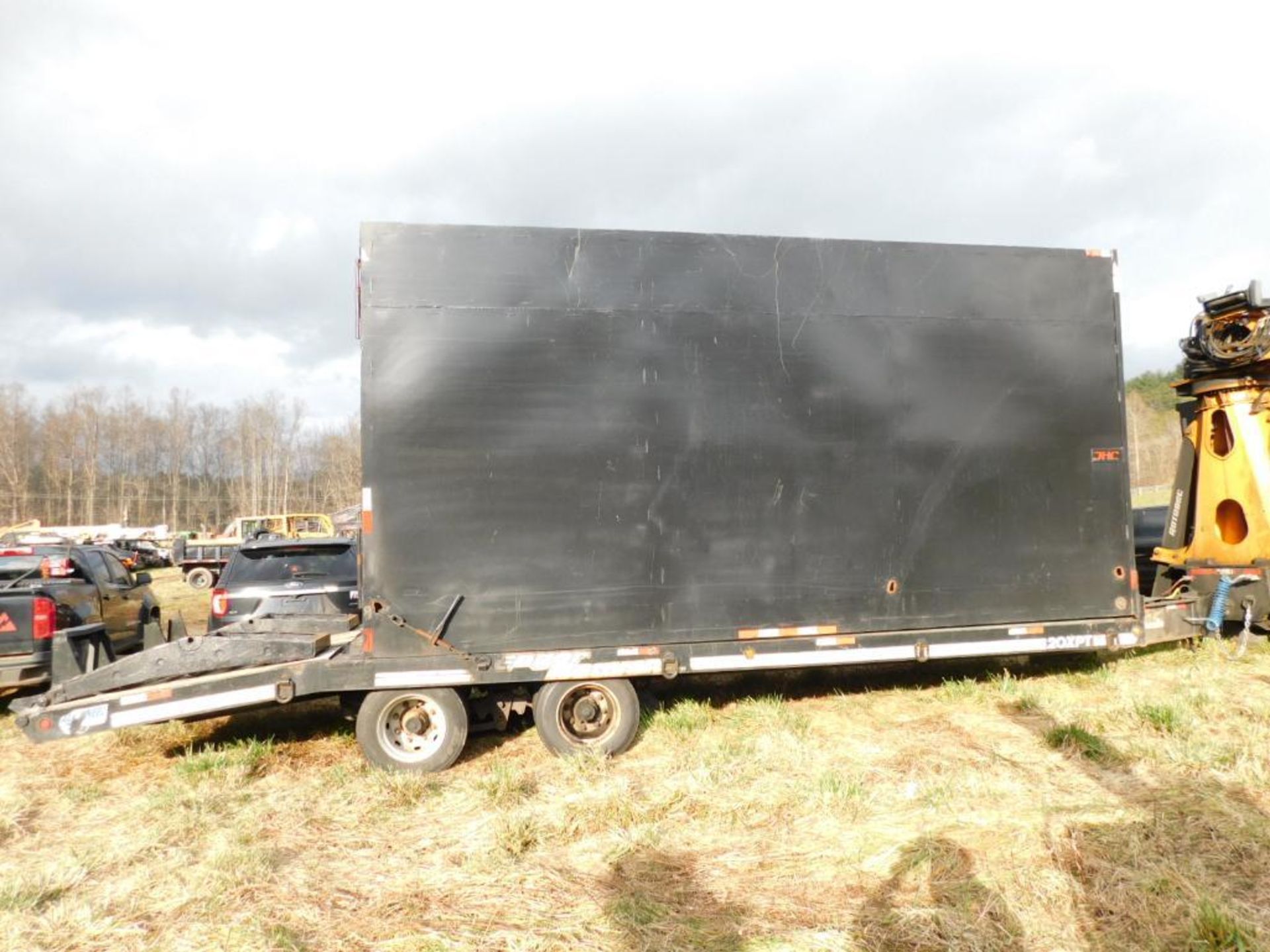 2004 Eager Beaver 28' Overall Trailer w/7' Beaver Tail Ramps, 102" Wide Trailer, Approximately 40 Ya - Image 2 of 12