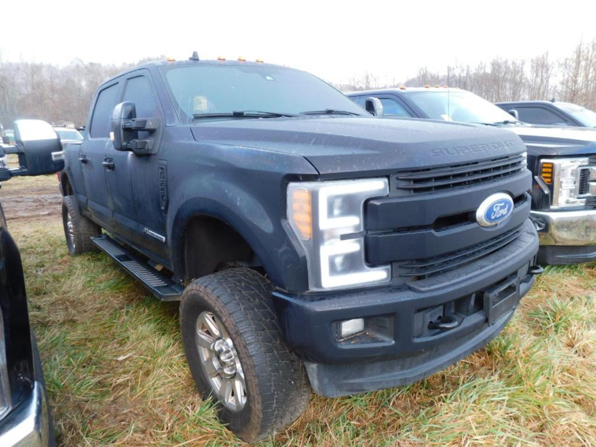 2019 Ford F250 Lariat Crew Cab Super-Duty, 6.7 Liter, Power Stroke Turbo Diesel, Auto, 6'8" Bed, 4-W