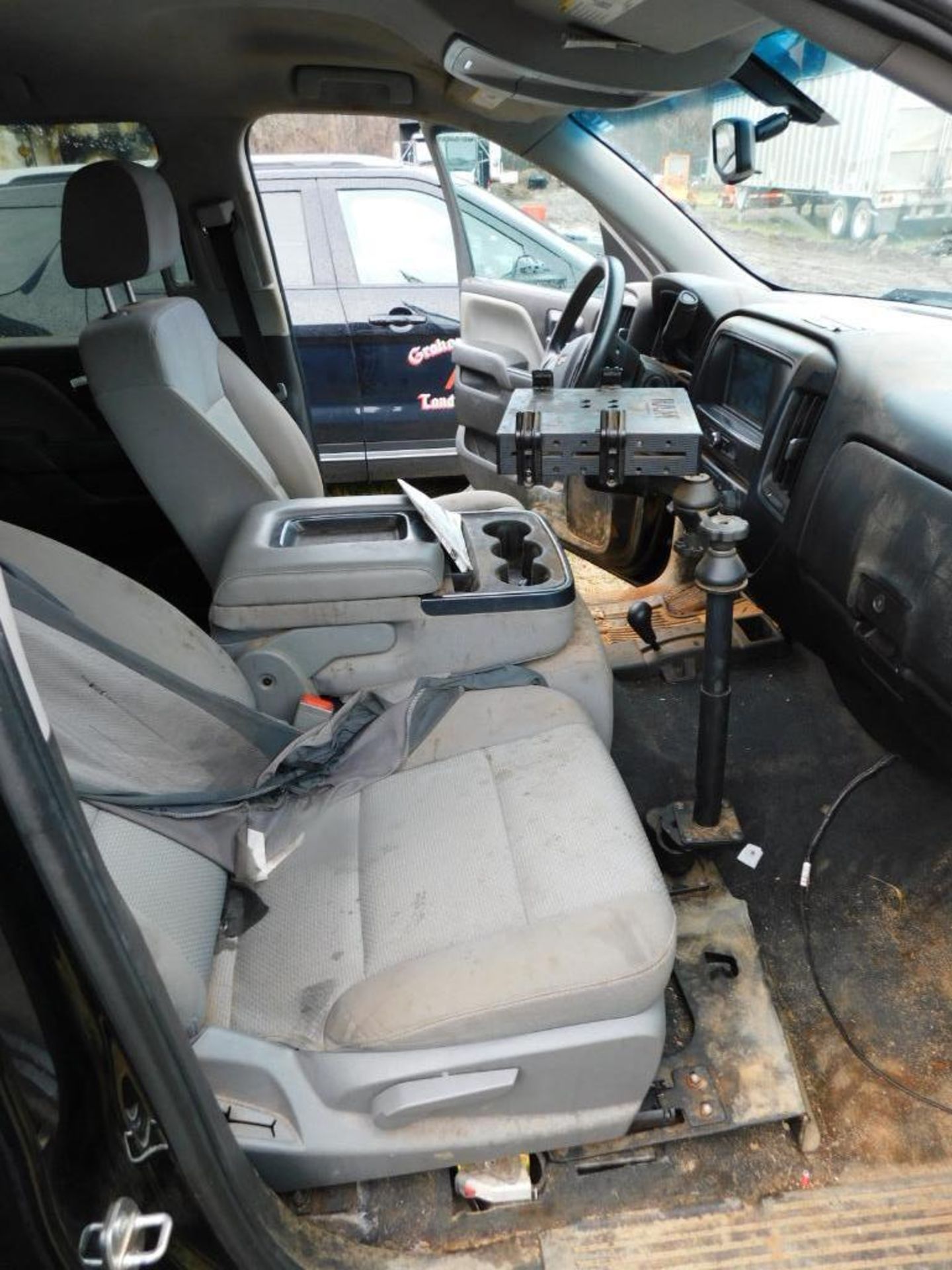 2018 Chevy Silverado 1500 Custom Crew Cab, 4-Wheel Drive, 5.3Liter Ecotec 3, V8 Gasoline Motor, Auto - Image 9 of 10