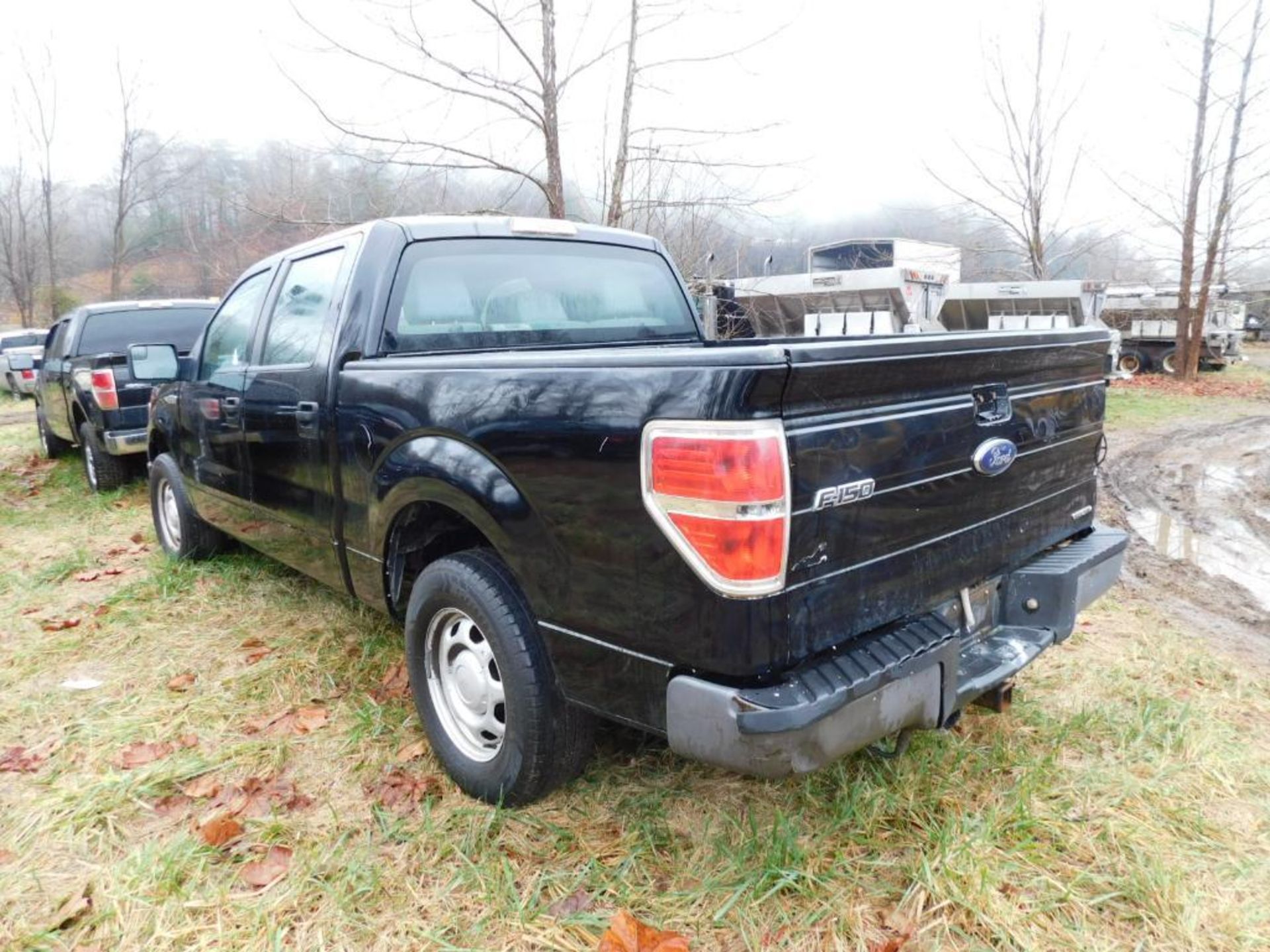 2012 Ford F150 XL Crew Cab, 2-Wheel Drive, 3.7 Liter, V6, Gasoline Motor, Auto, 5'6" Bed, 134,567 Mi - Image 4 of 8