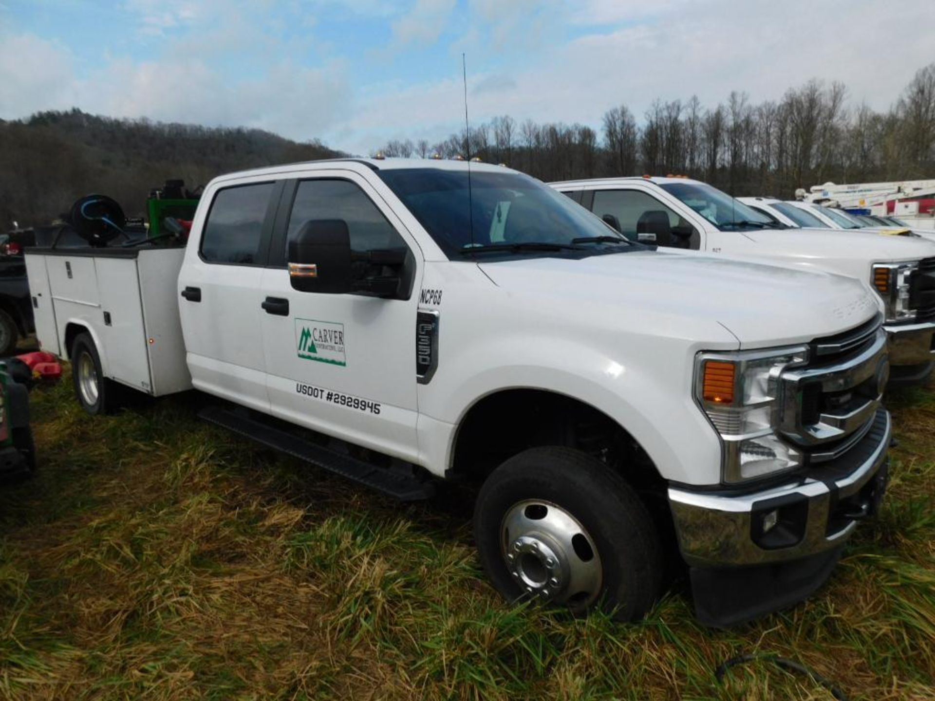 2020 Ford F350 XL Crew Cab Dually, 4-Wheel Drive Mechanics Truck, 7.3 Liter, V8, Gasoline Motor, Aut - Image 2 of 12