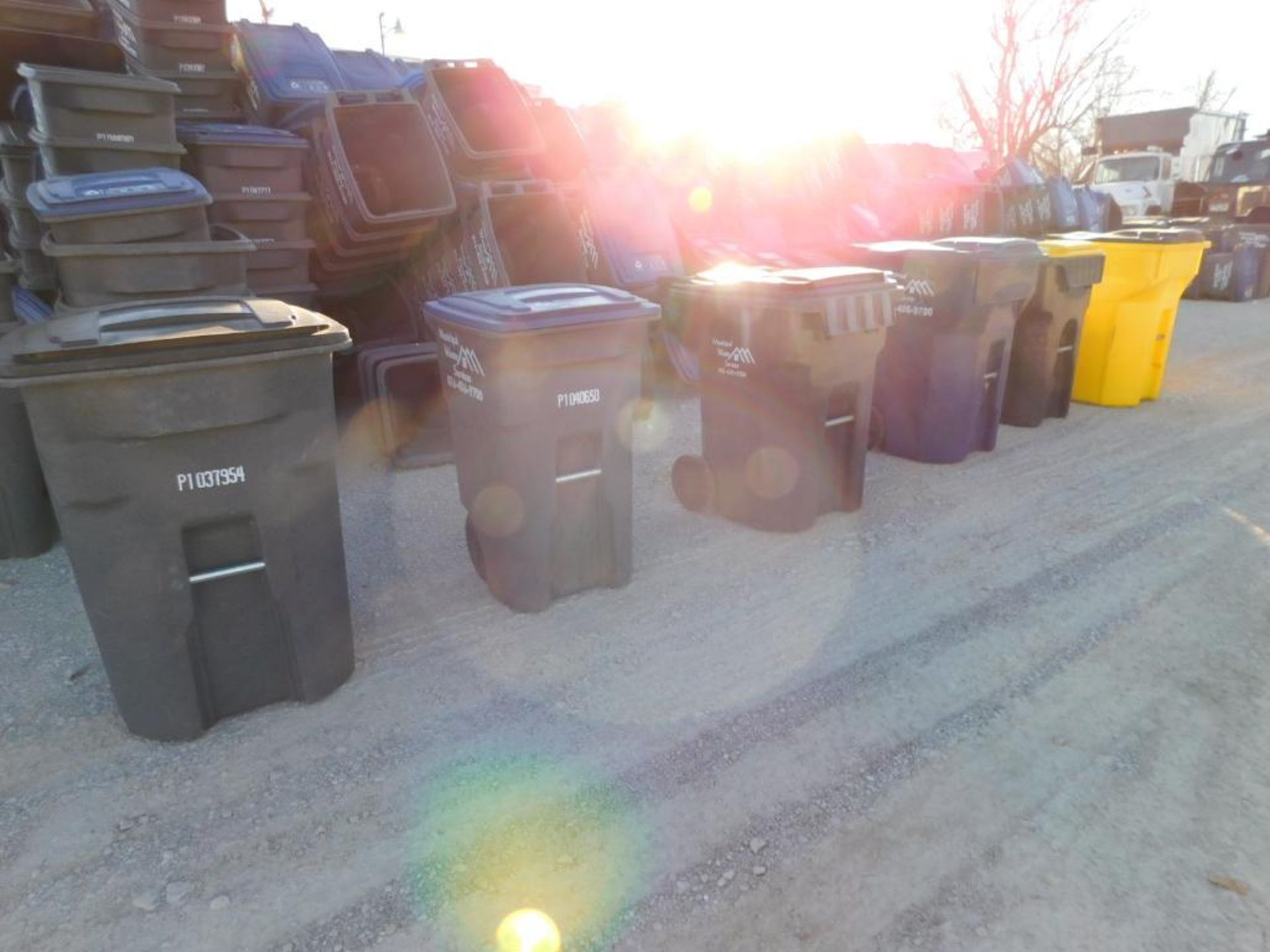 LOT: (100) Assorted Toter, Toter Recycling, Otto, SSI Schaeffer Portable Two Wheel Carts Garbage & R - Image 42 of 79