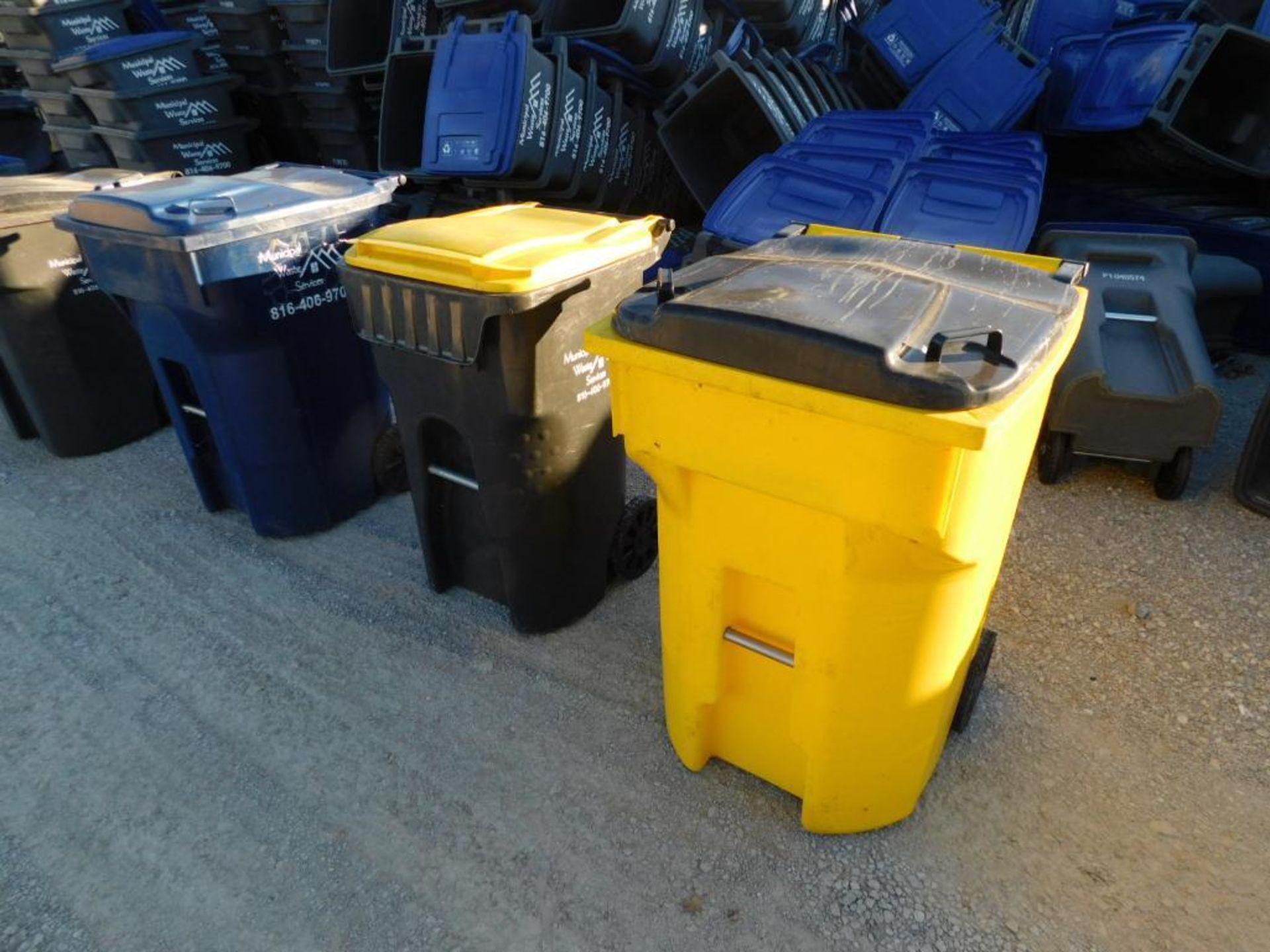LOT: (100) Assorted Toter, Toter Recycling, Otto, SSI Schaeffer Portable Two Wheel Carts Garbage & R - Image 44 of 79