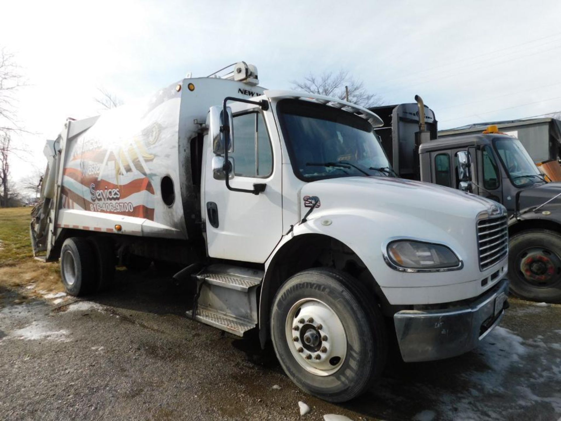 2018 Freightliner S.A. Rear Loader Garbage Truck Model M2106, VIN 3ALACXFEXJDJN8527, 9L. Cummins Tur